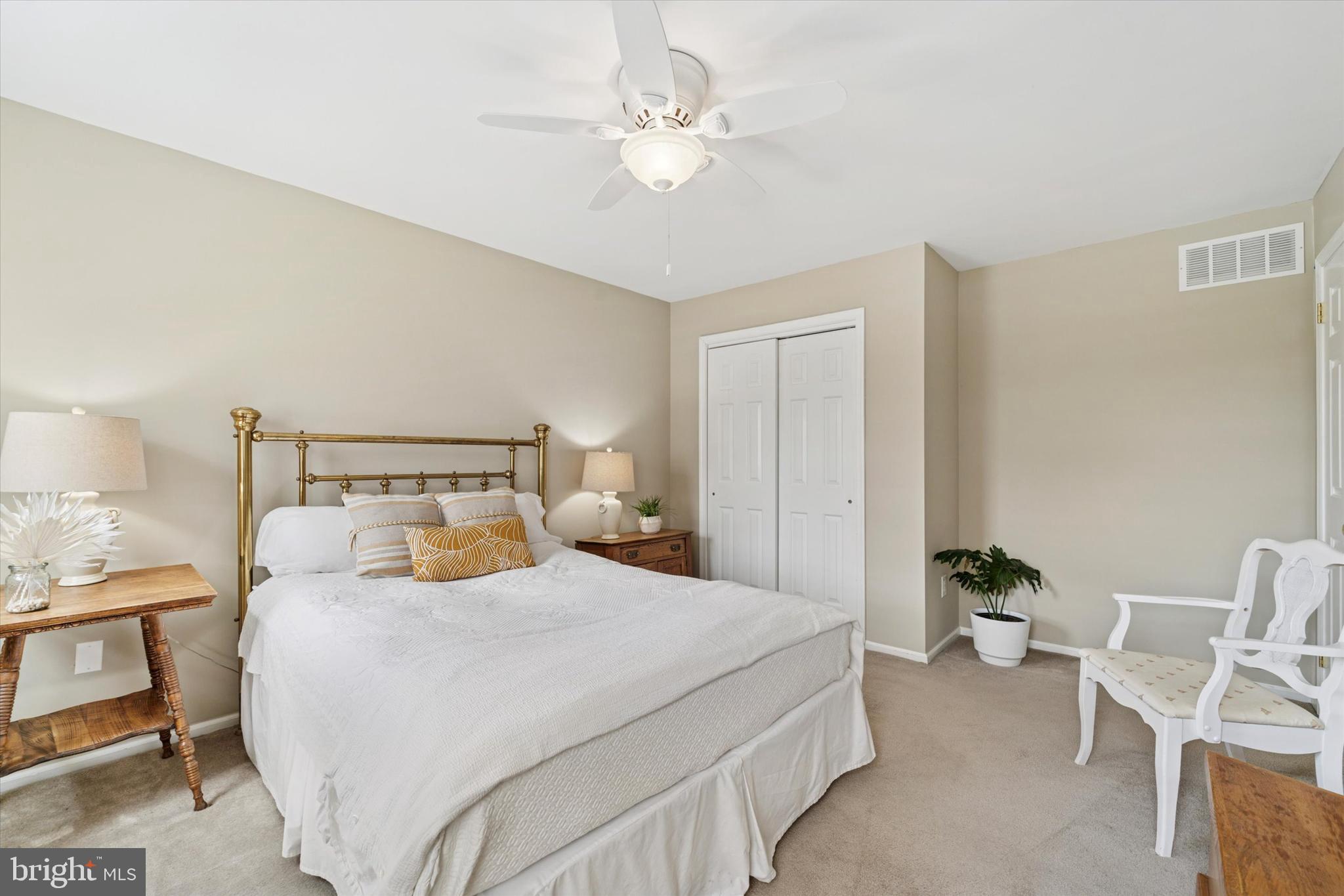 FORT WASHINGTON - Residential