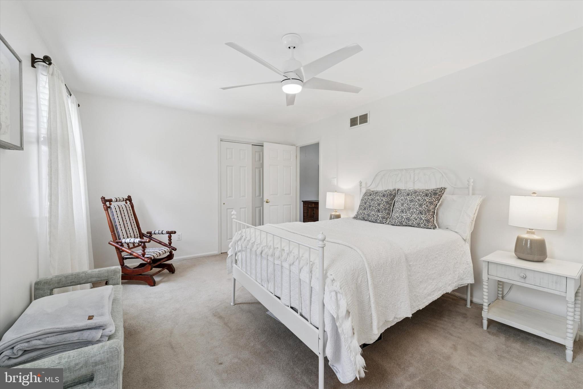 FORT WASHINGTON - Residential