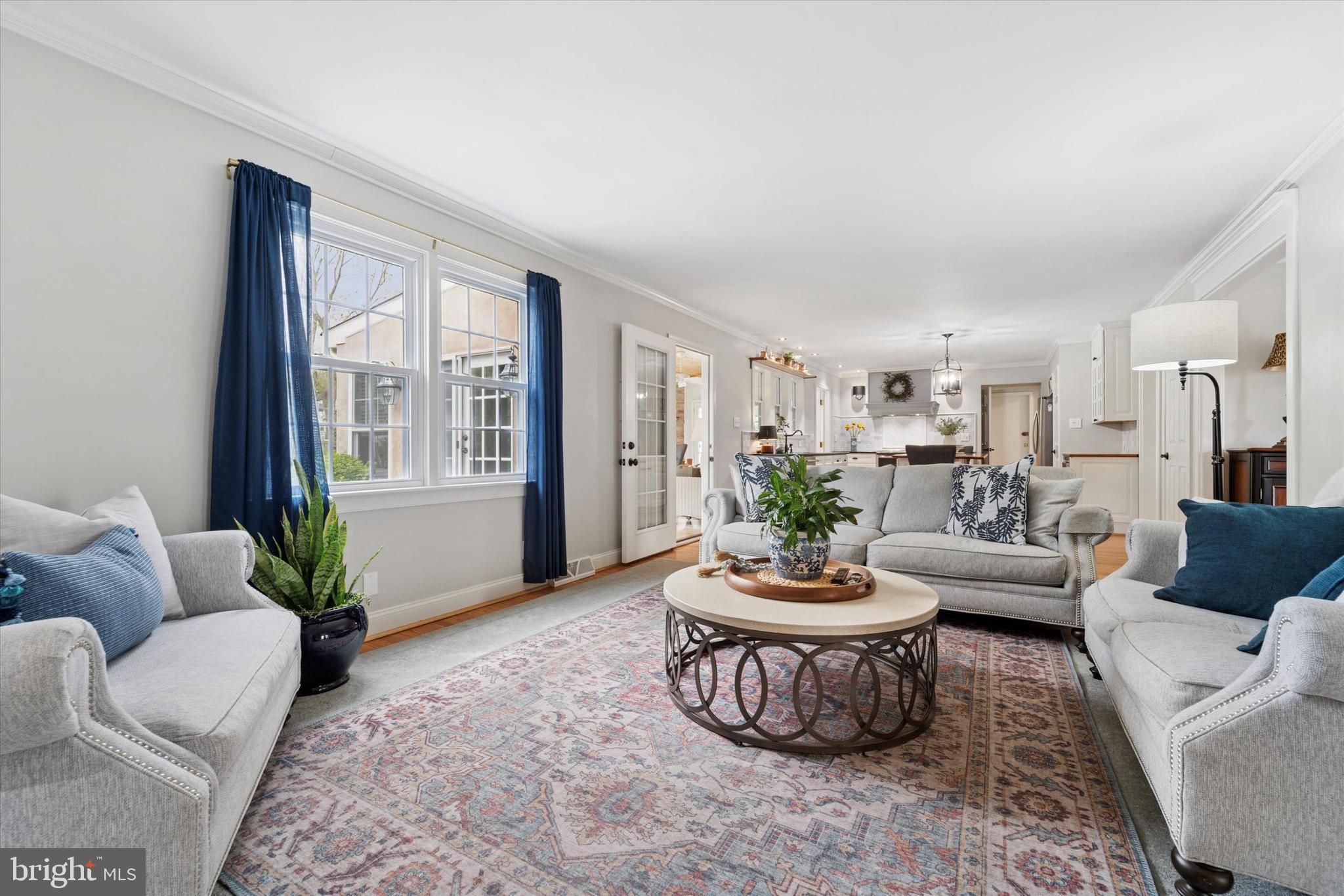 FORT WASHINGTON - Residential