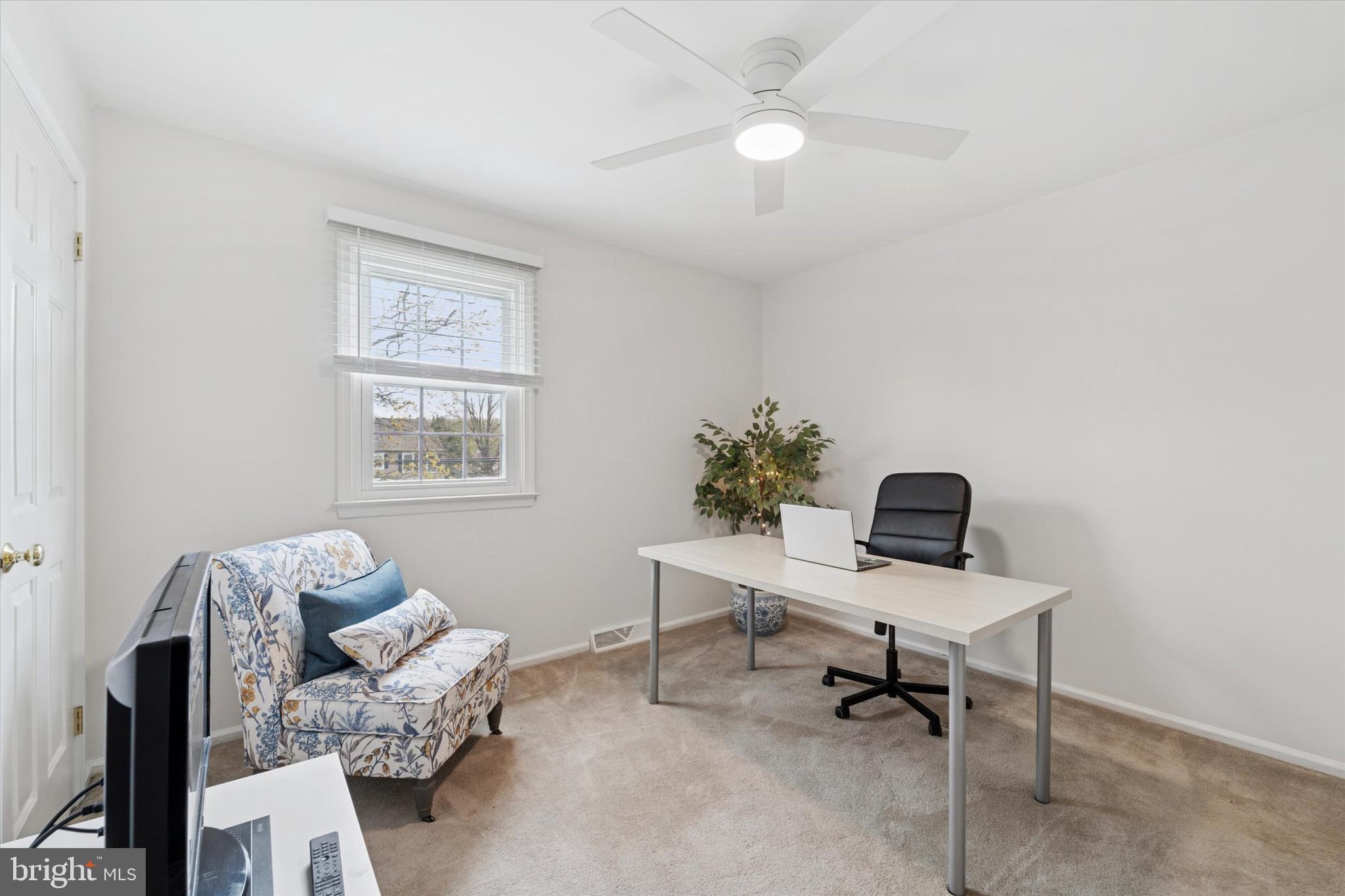 FORT WASHINGTON - Residential