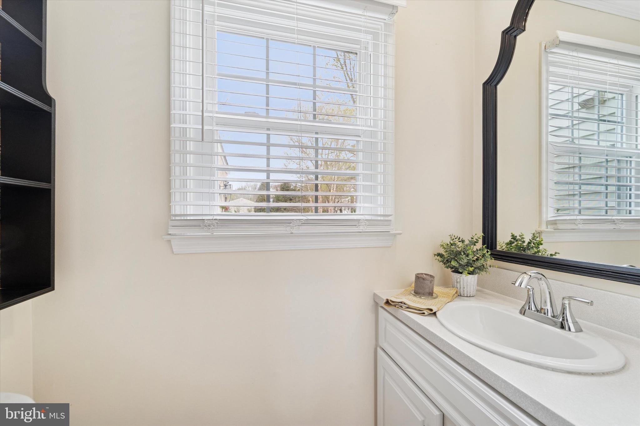 FORT WASHINGTON - Residential