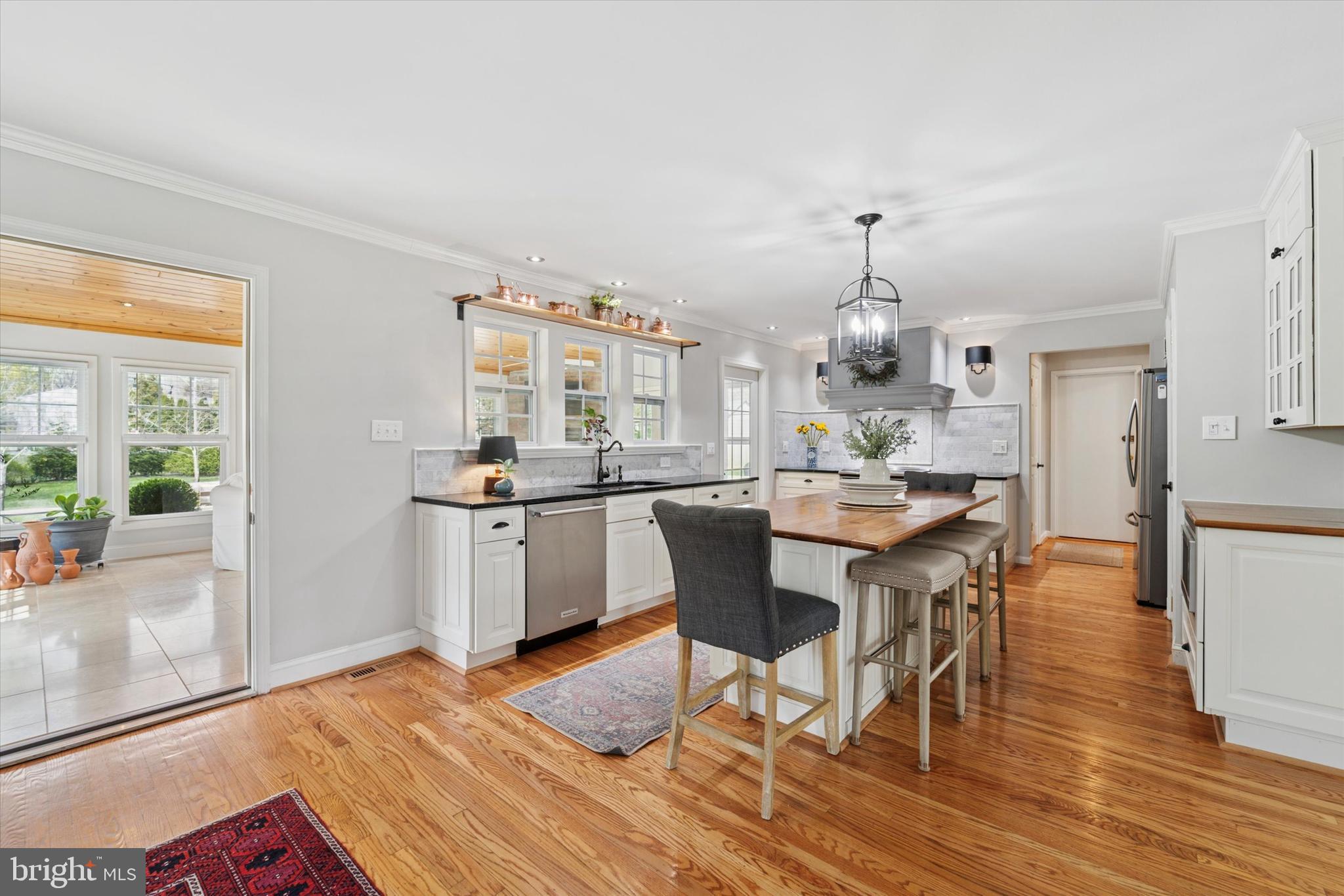 FORT WASHINGTON - Residential