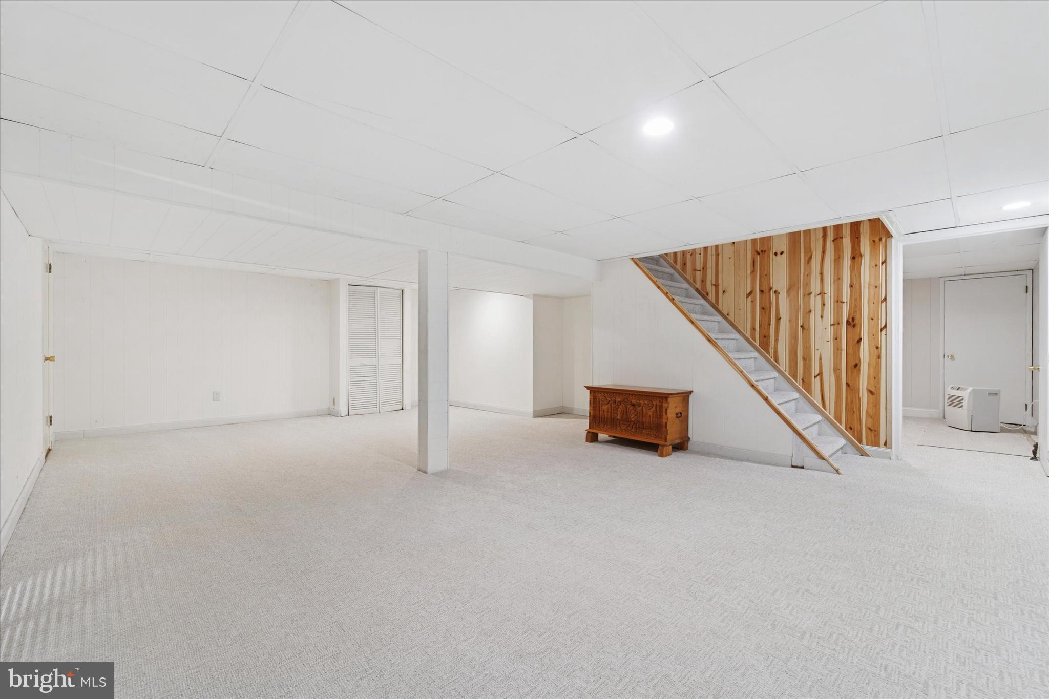 FORT WASHINGTON - Residential