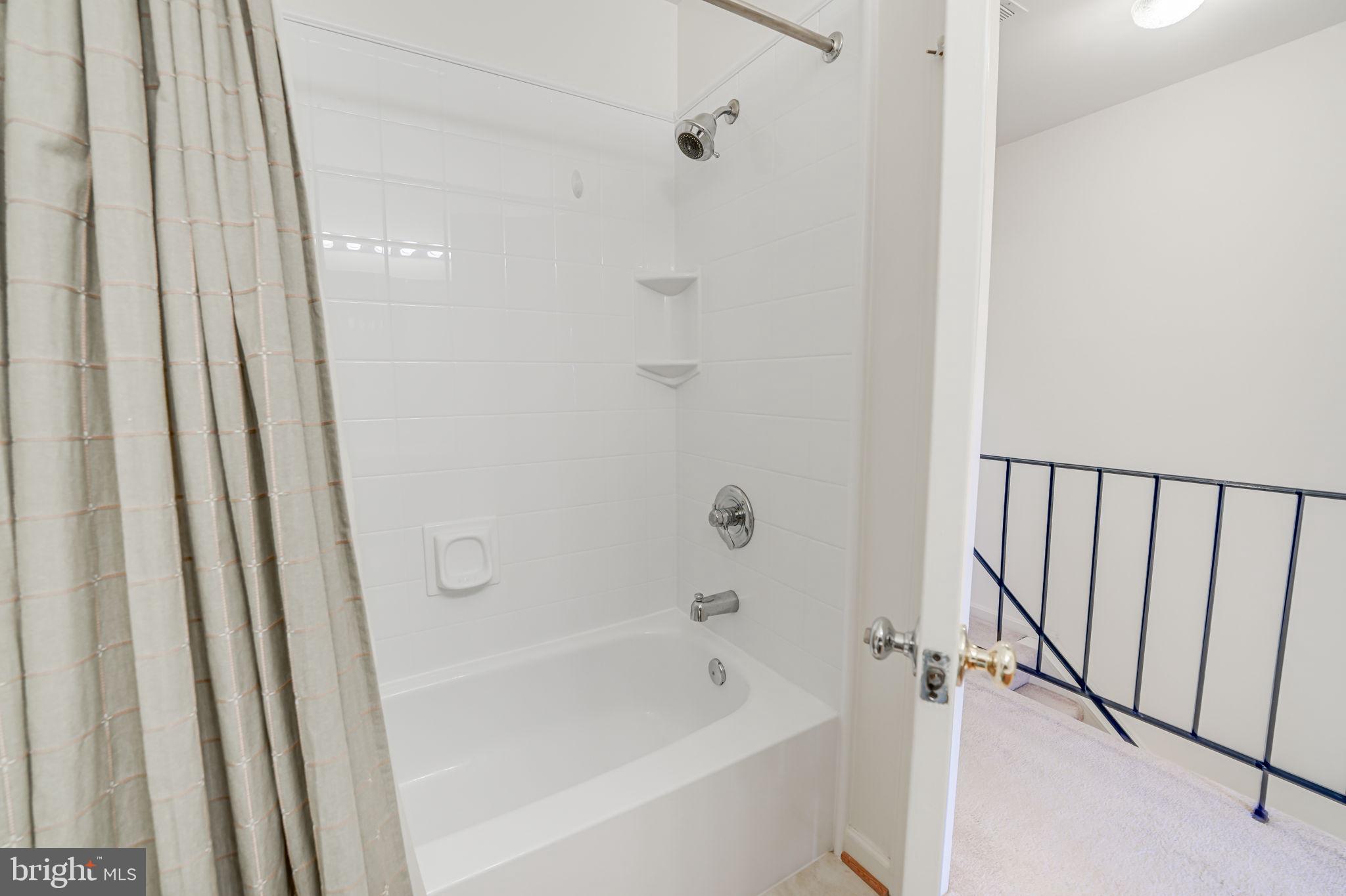 KINGS PARK WEST - Residential