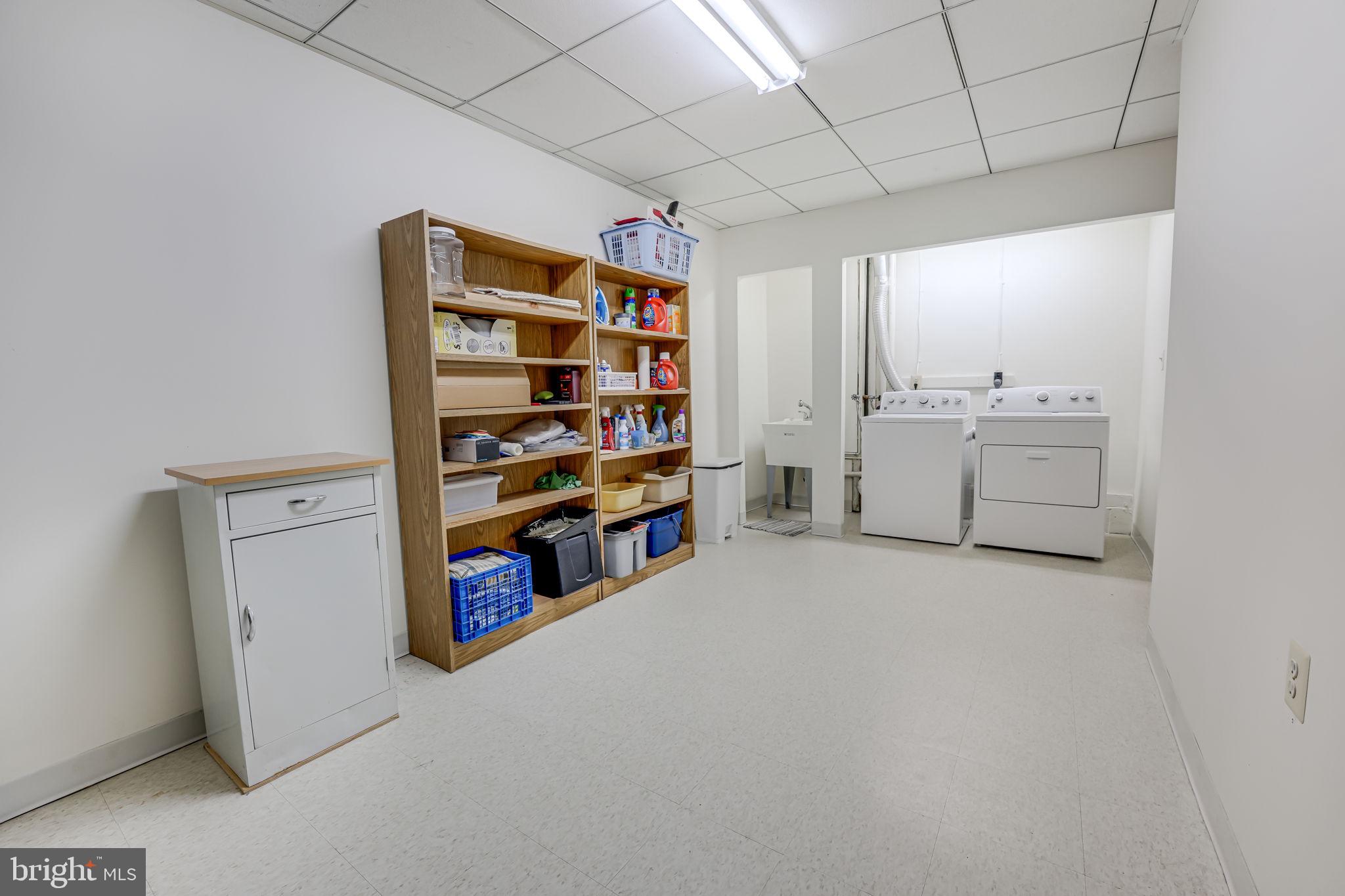 KINGS PARK WEST - Residential