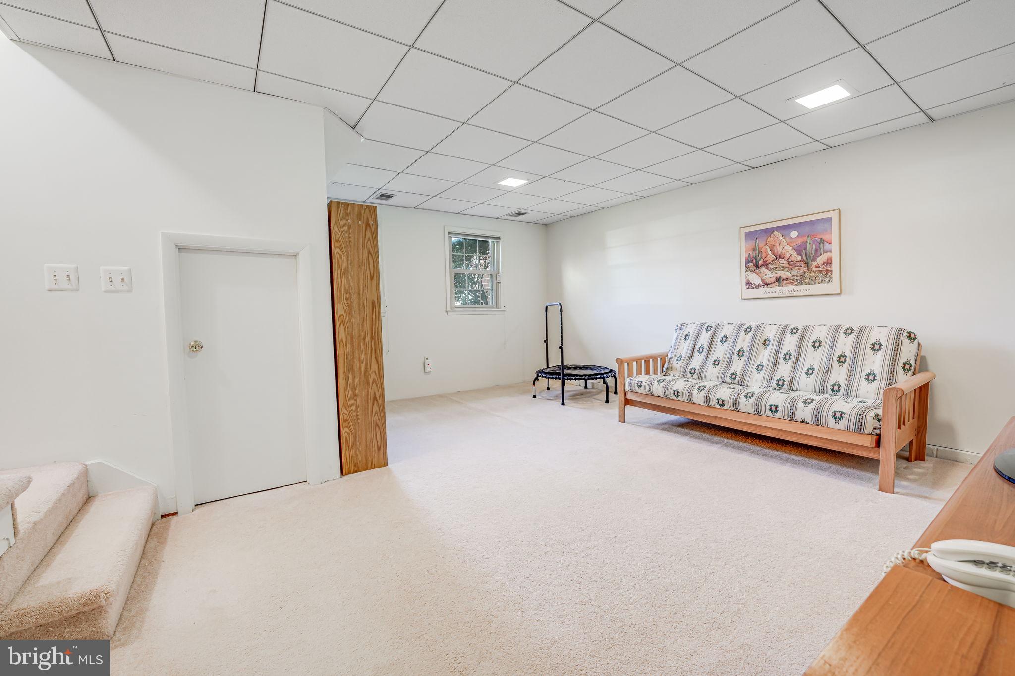 KINGS PARK WEST - Residential