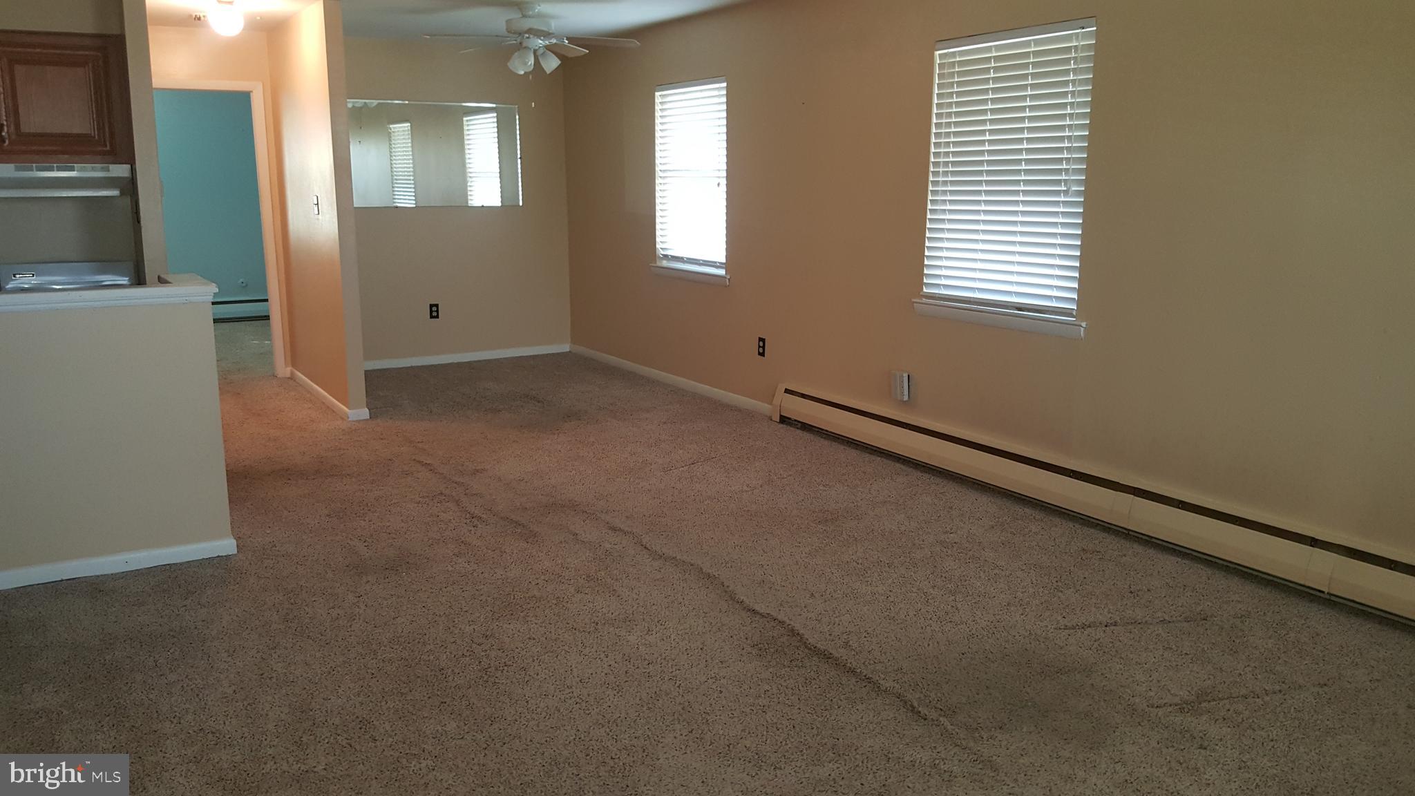 ASTON ARMS - Residential