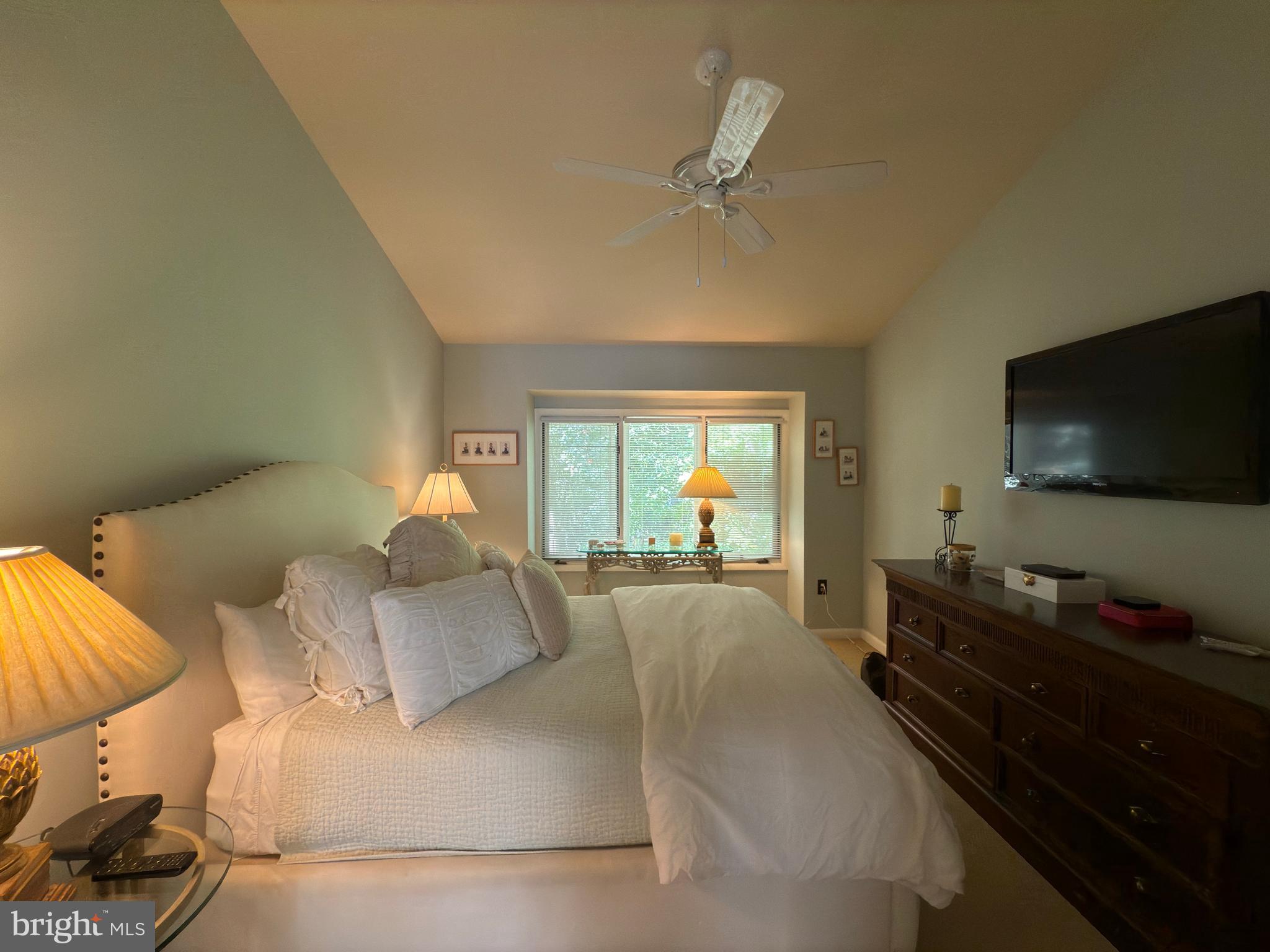 RESTON - Residential Lease