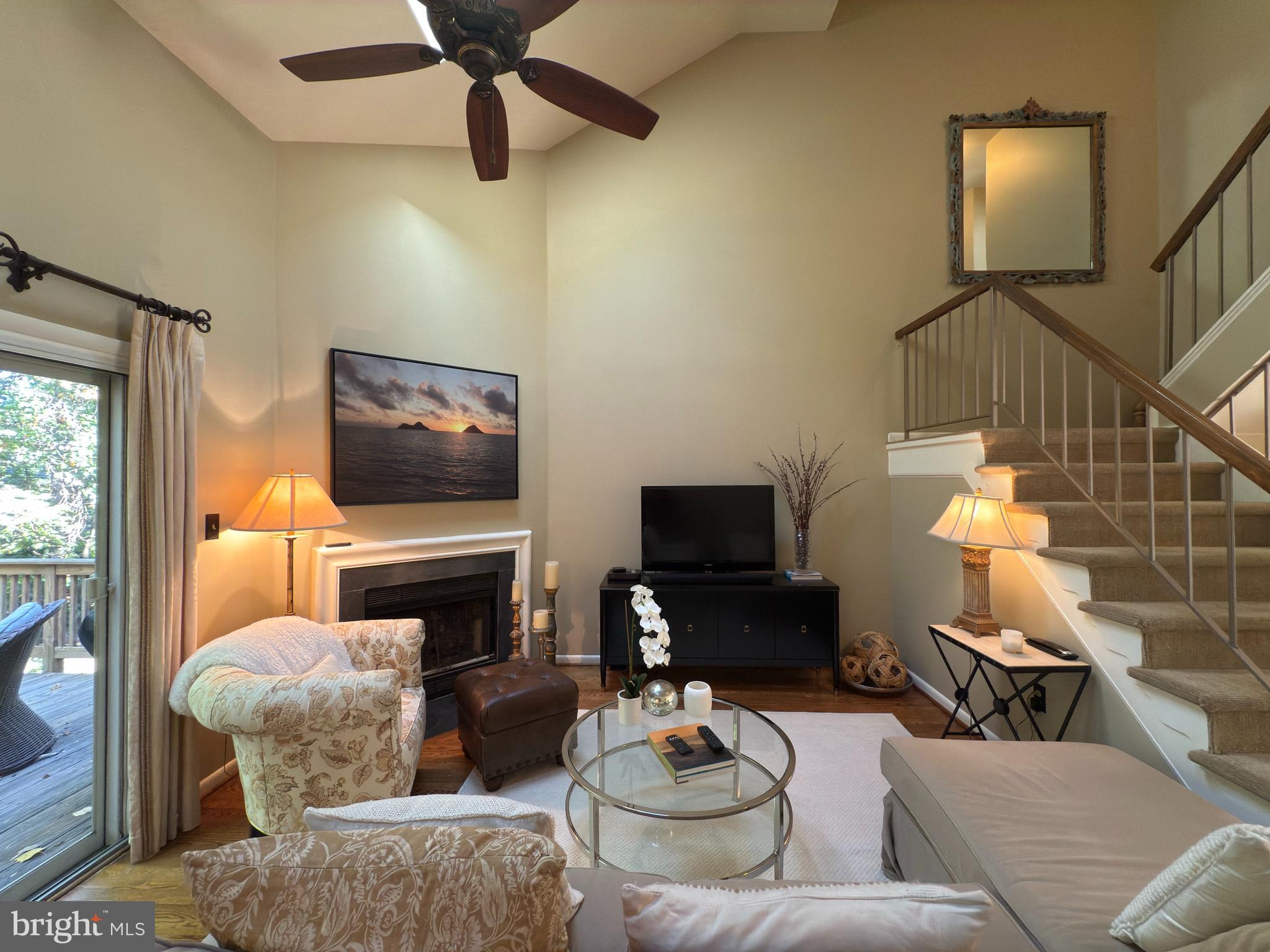 RESTON - Residential Lease