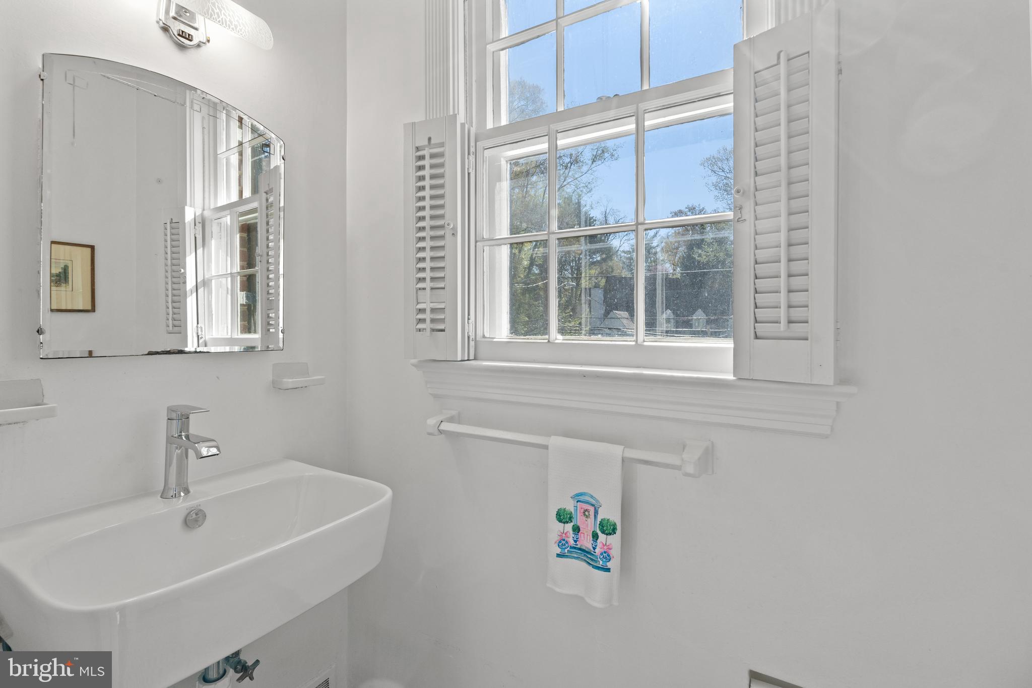 CHEVY CHASE - Residential