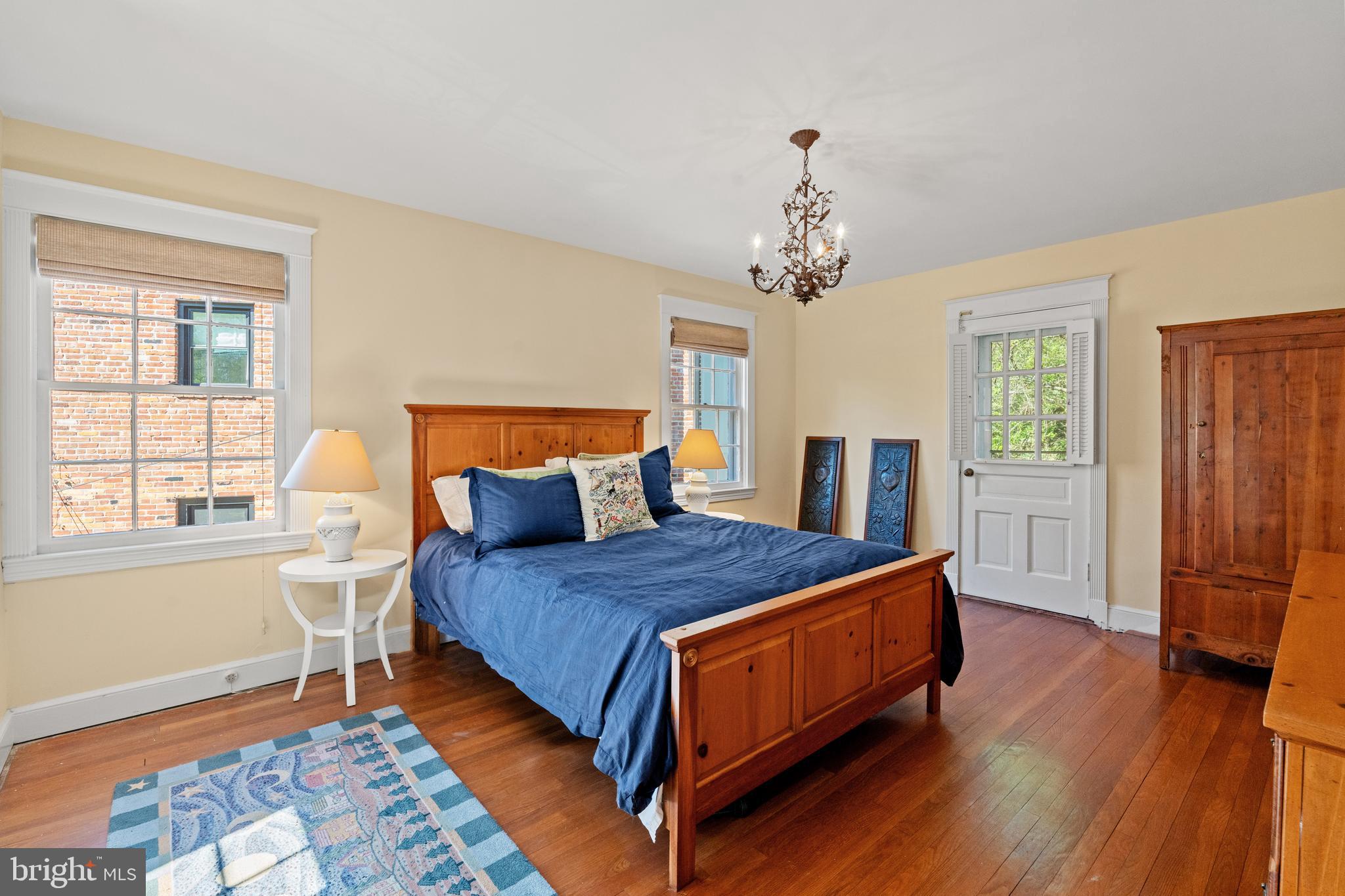 CHEVY CHASE - Residential