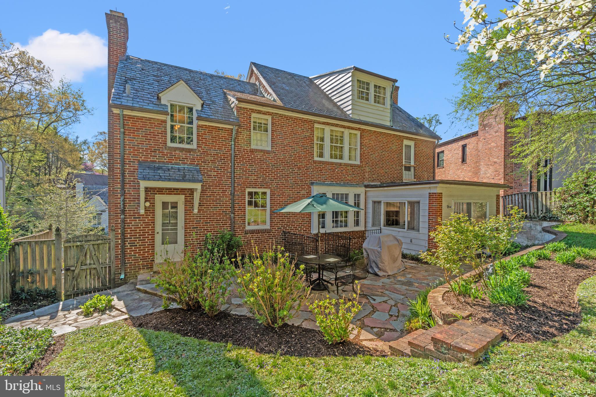 CHEVY CHASE - Residential