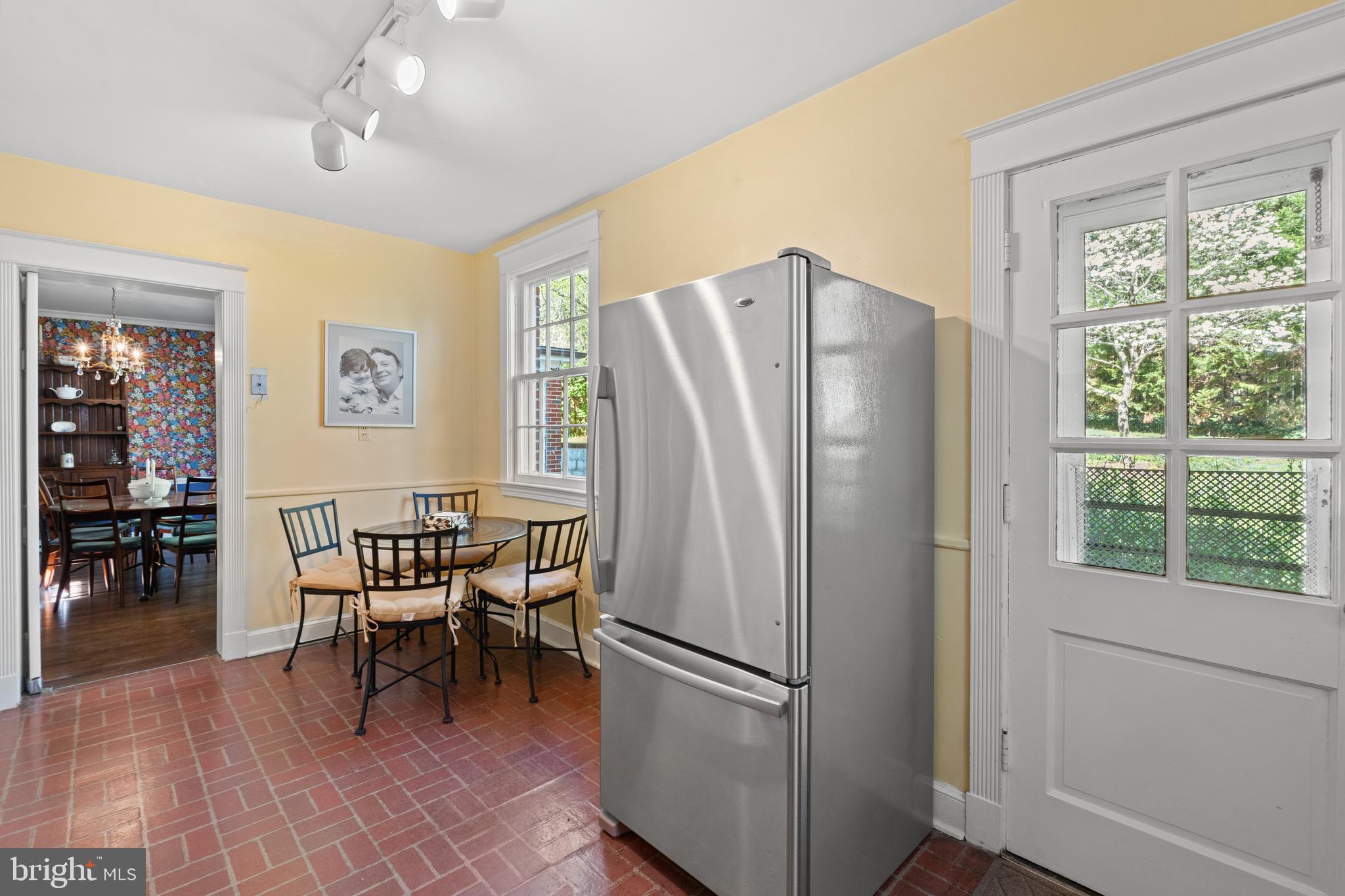 CHEVY CHASE - Residential