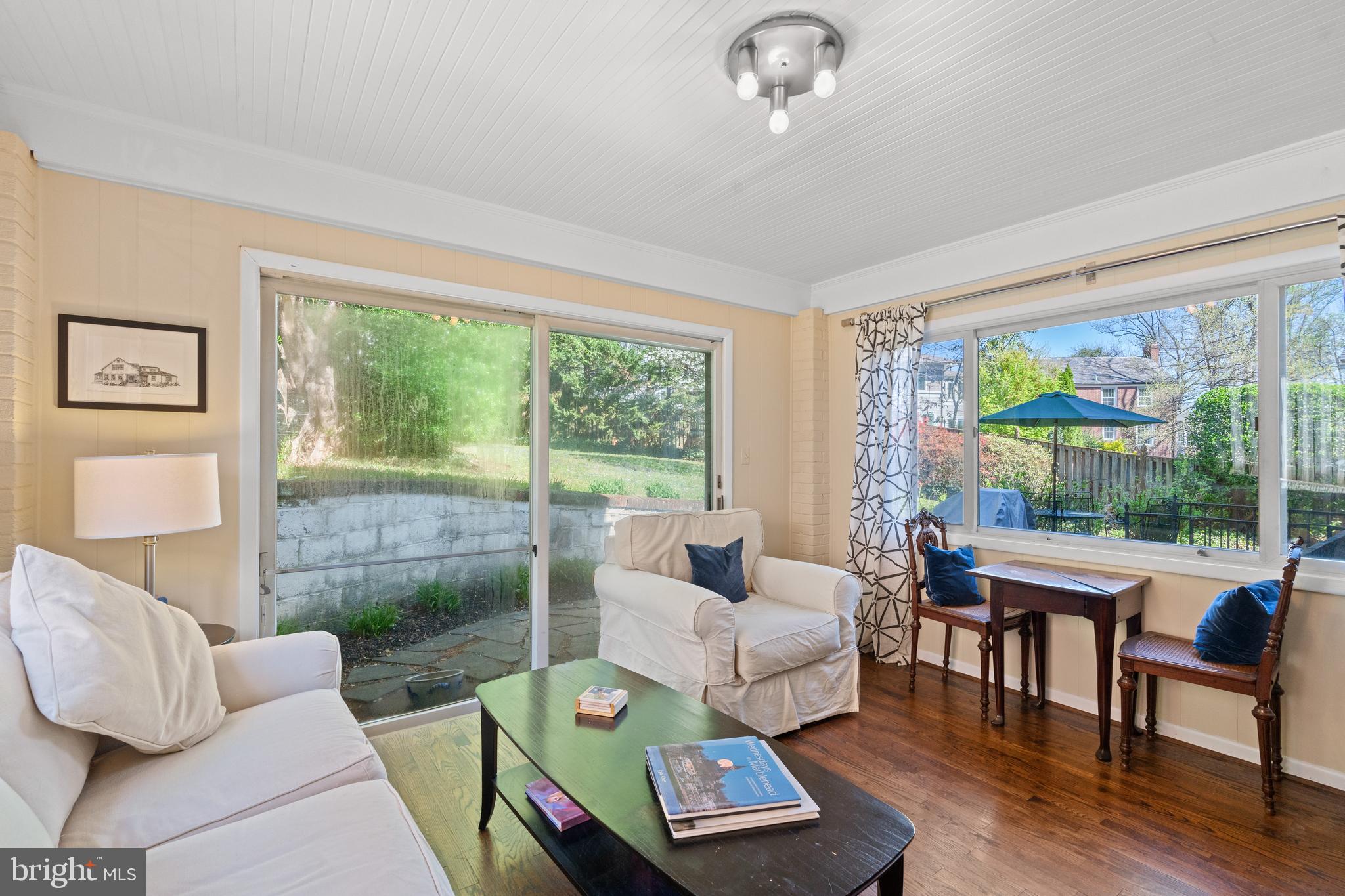 CHEVY CHASE - Residential