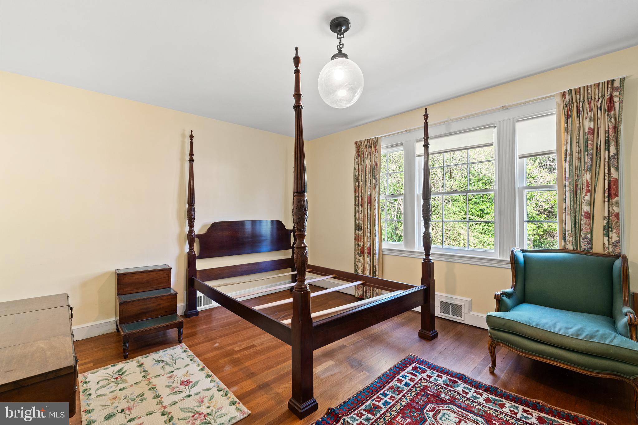 CHEVY CHASE - Residential