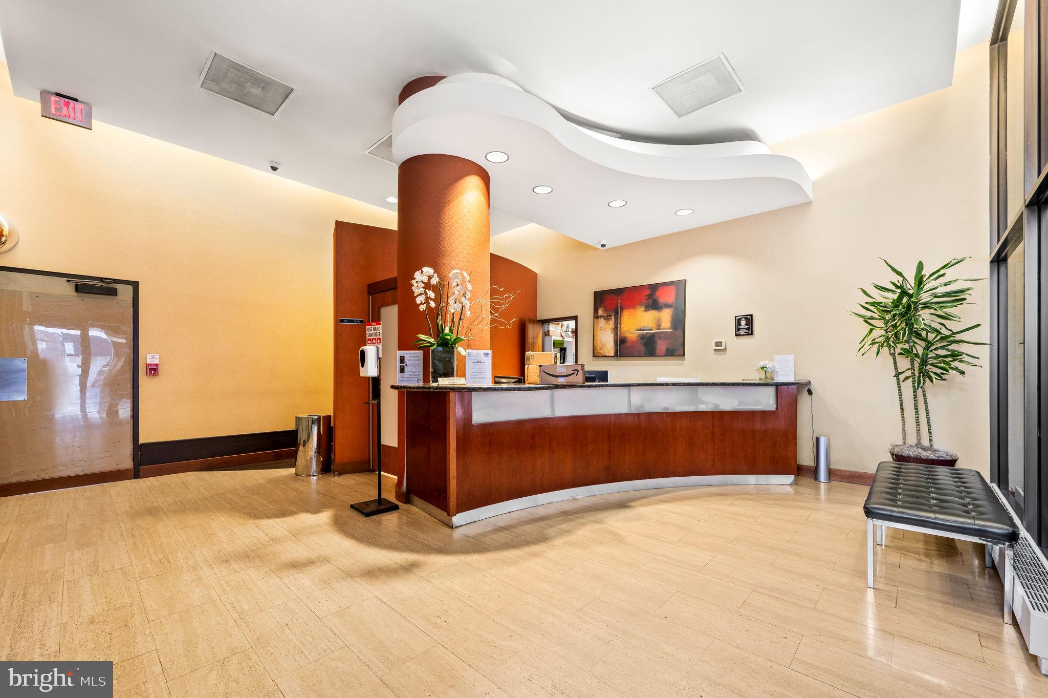 AVENUE OF THE ARTS - Residential