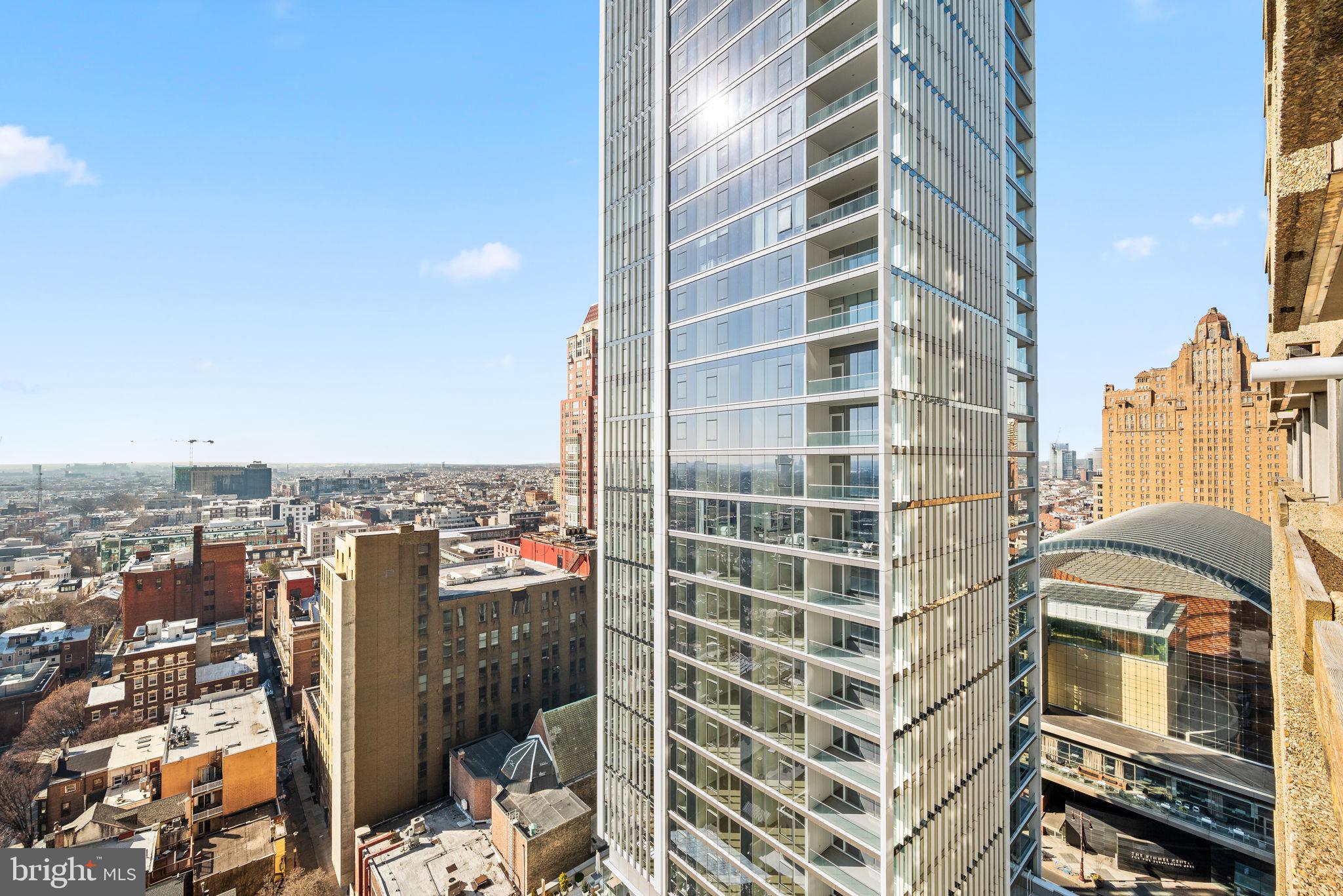 AVENUE OF THE ARTS - Residential