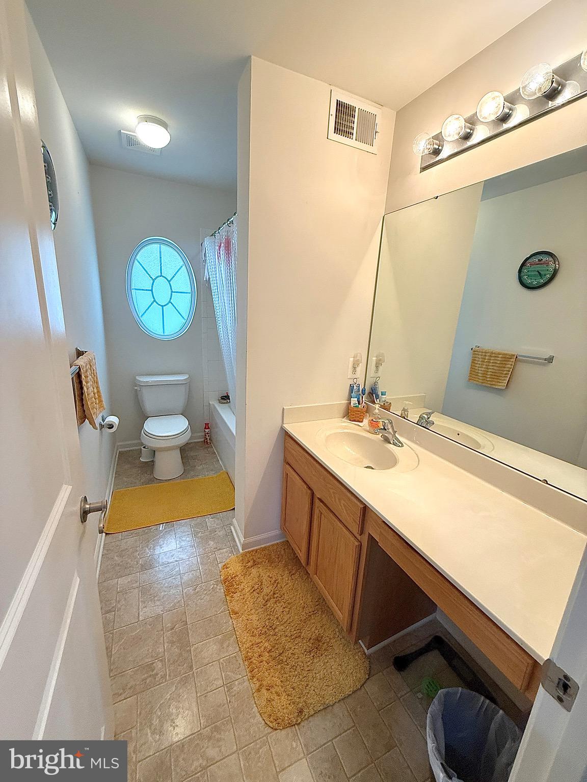 MEADOWSATCHESTNUTRID - Residential