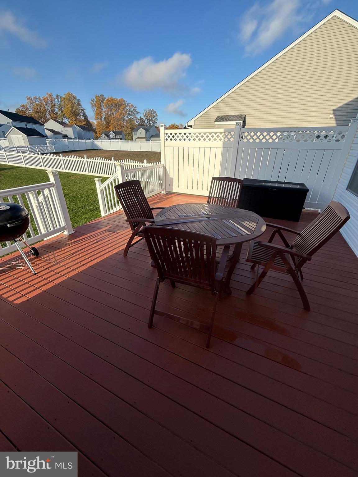 MEADOWSATCHESTNUTRID - Residential