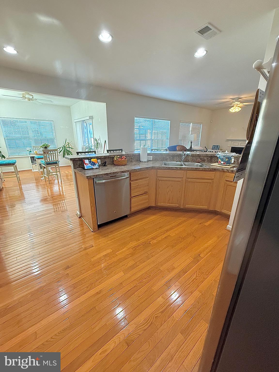 MEADOWSATCHESTNUTRID - Residential