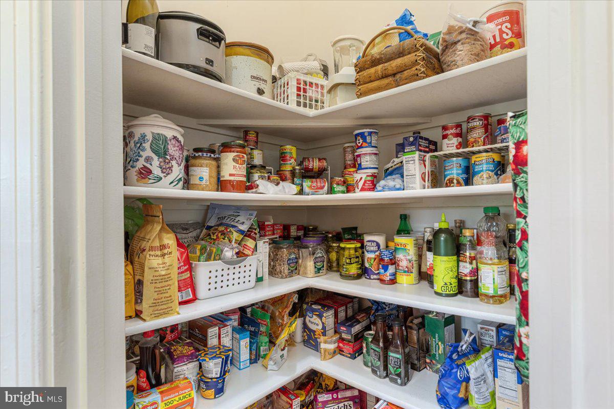 MORLYN HILLS - Residential