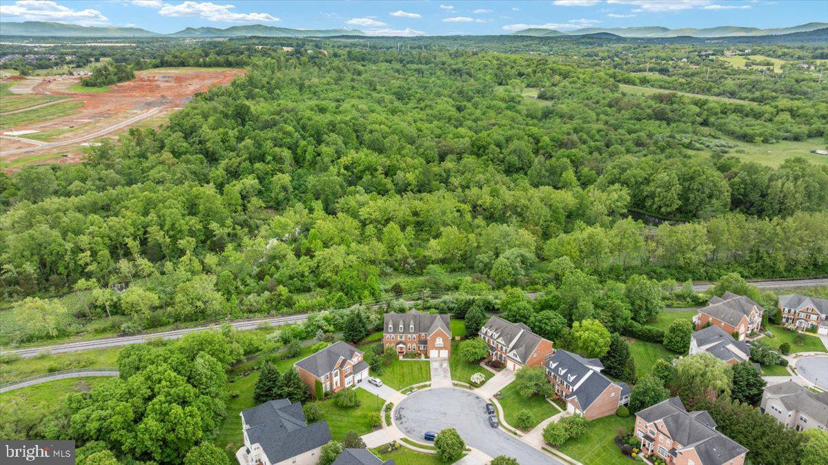 MORLYN HILLS - Residential