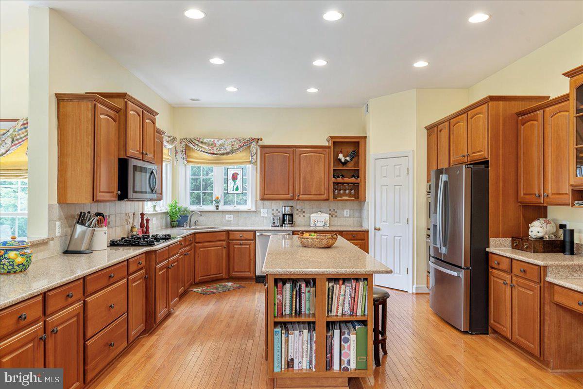 MORLYN HILLS - Residential