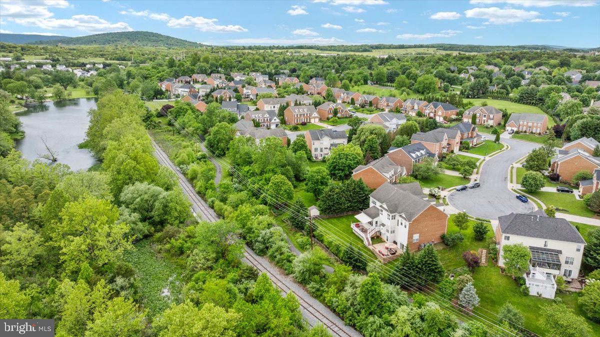 MORLYN HILLS - Residential