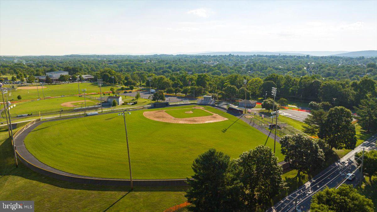 MORLYN HILLS - Residential