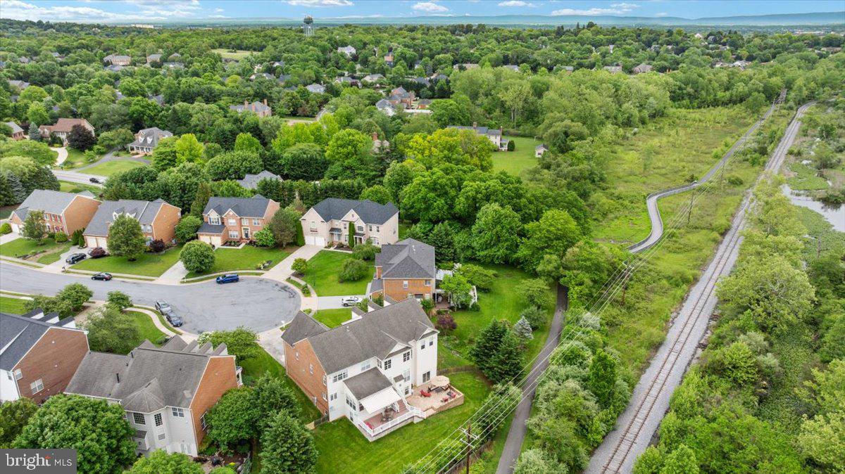 MORLYN HILLS - Residential