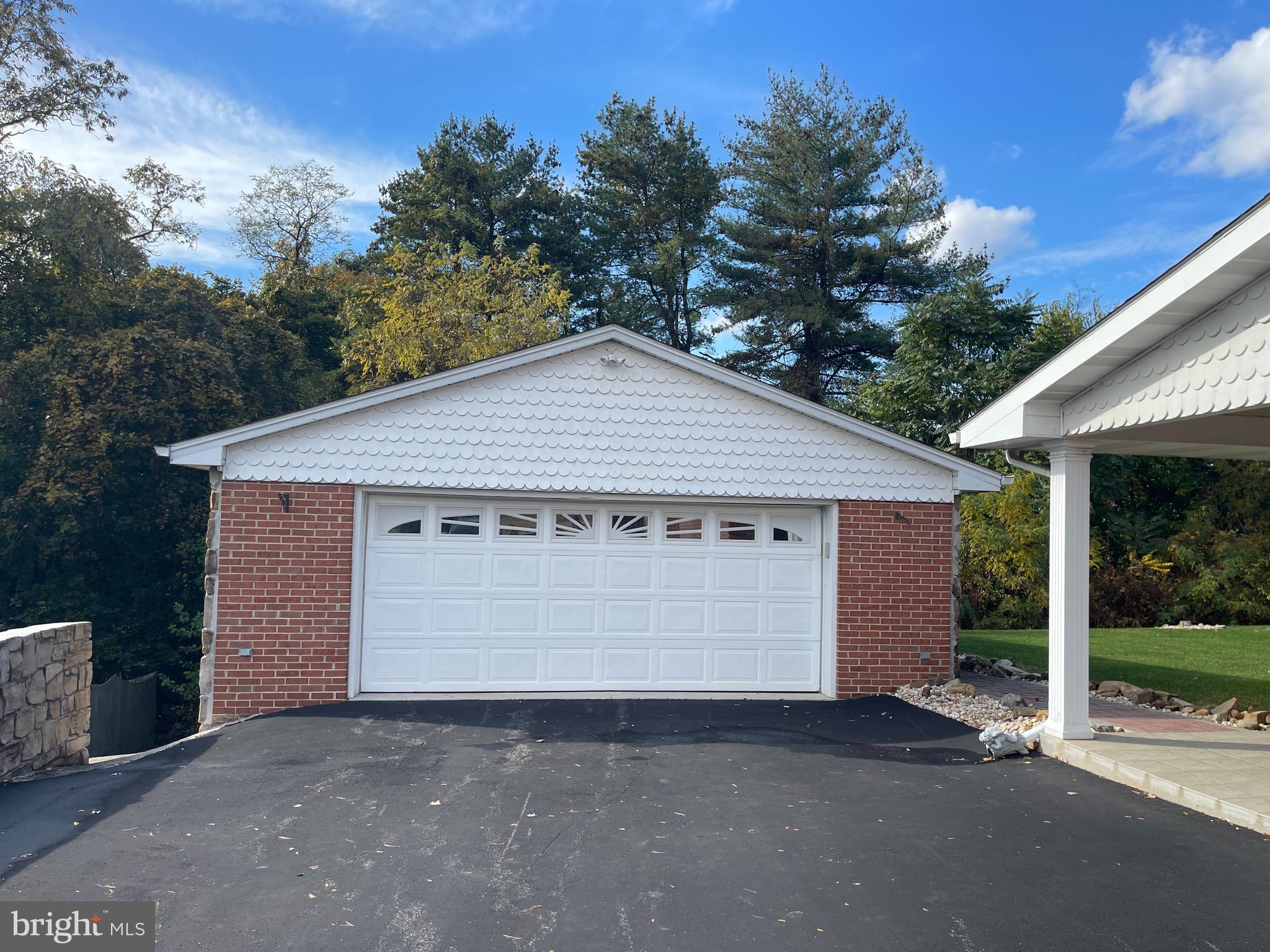 MAPLESIDE - Residential