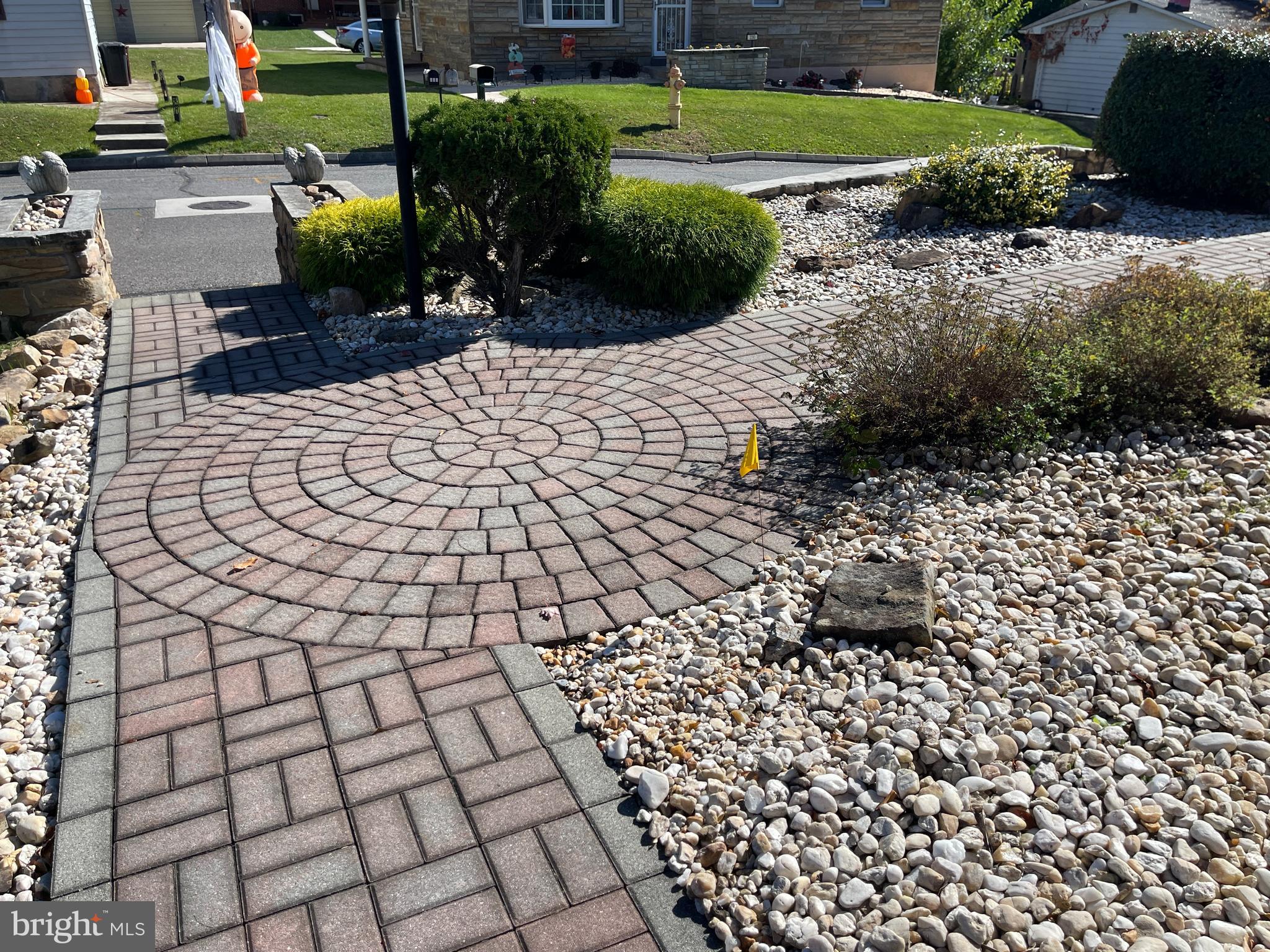 MAPLESIDE - Residential