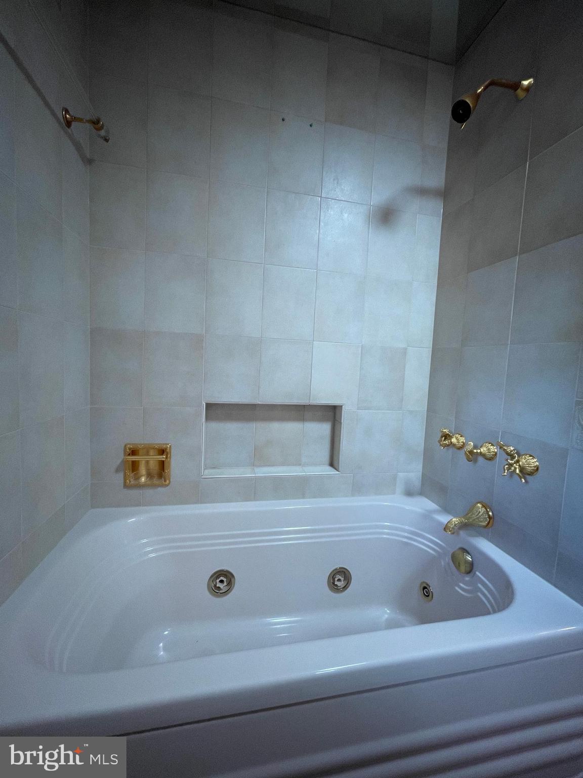 MAPLESIDE - Residential