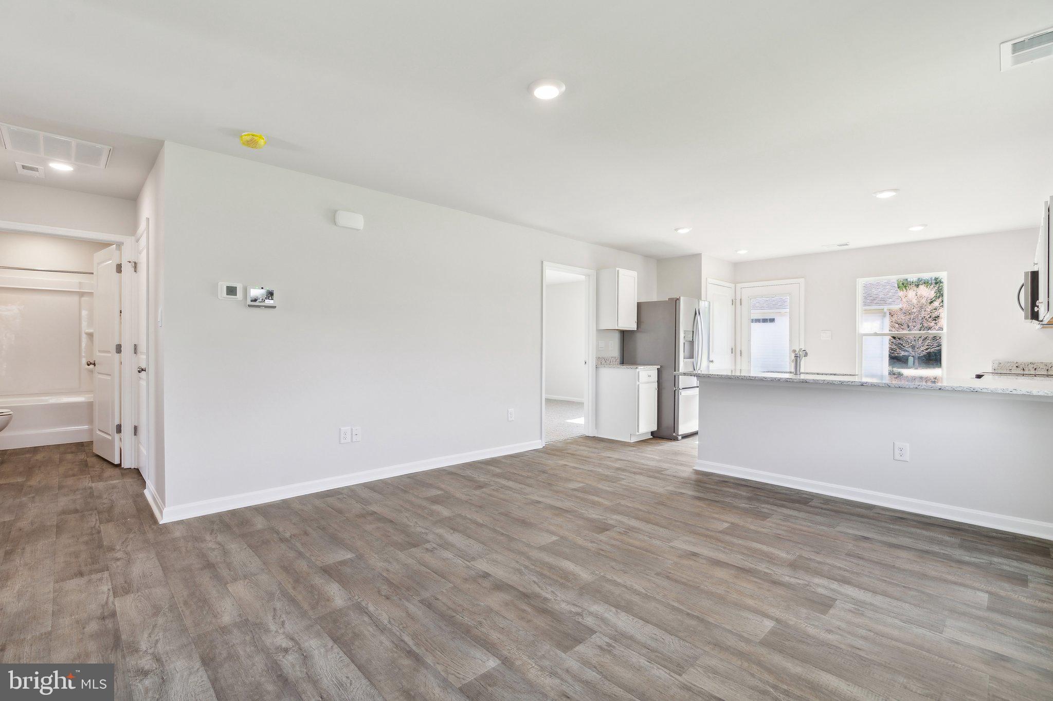 KINNAMON MEADOWS - Residential