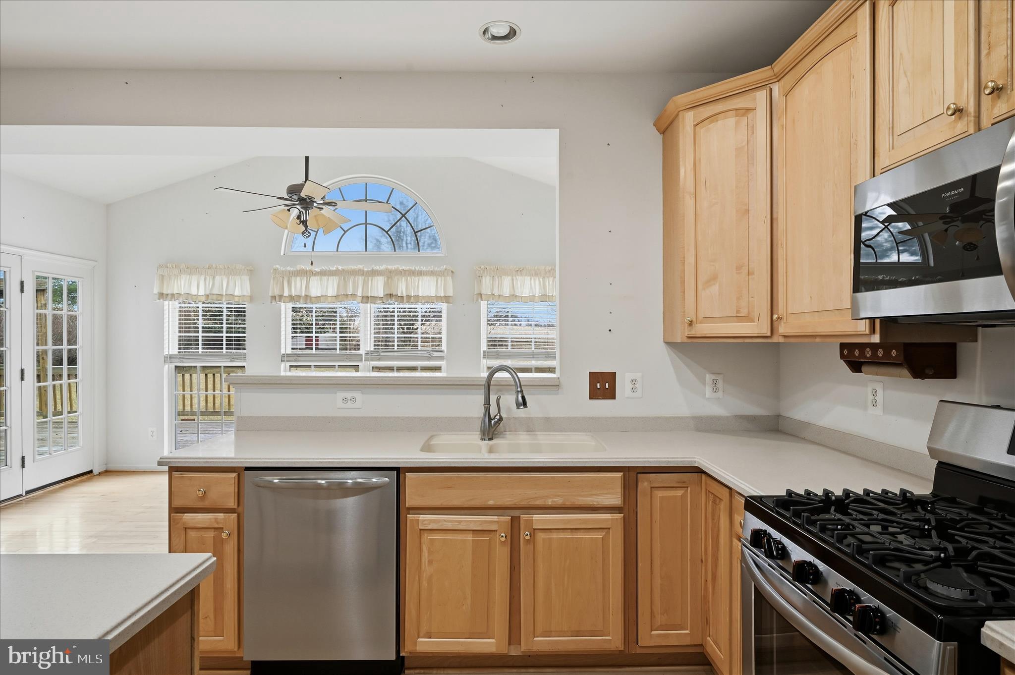 LOCUST HILL - Residential