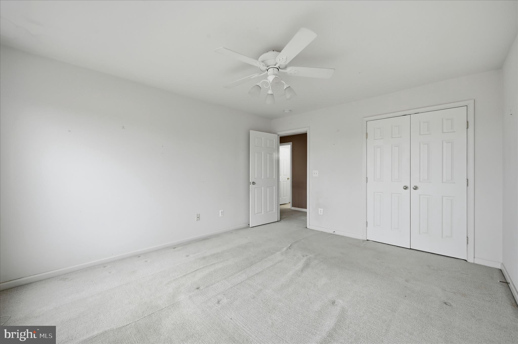 LOCUST HILL - Residential