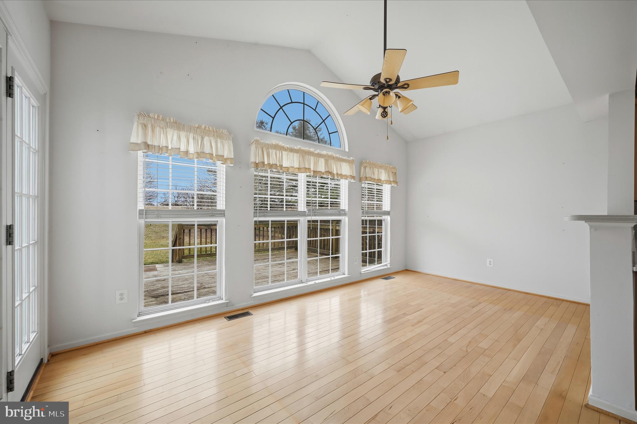 LOCUST HILL - Residential