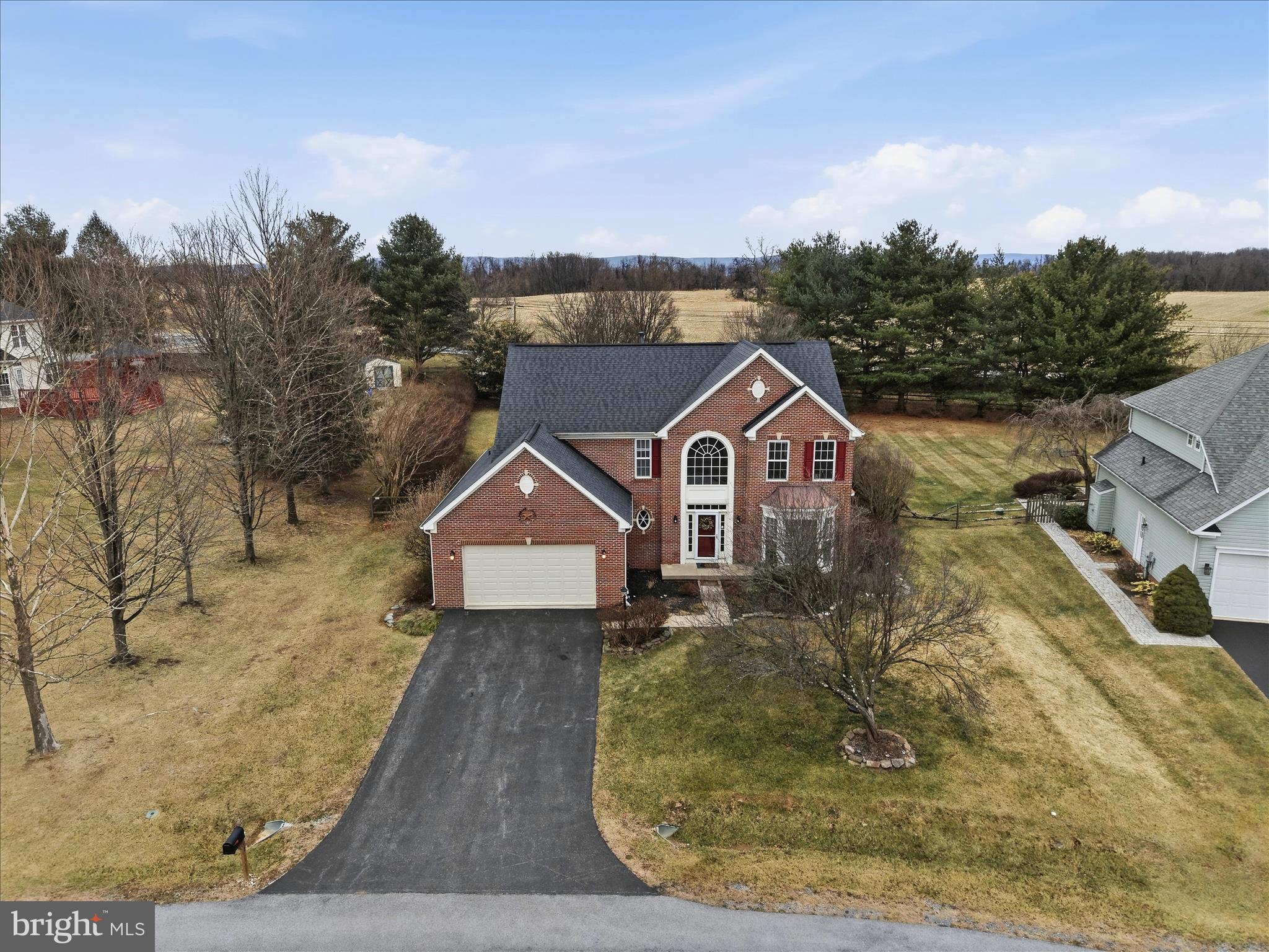 LOCUST HILL - Residential