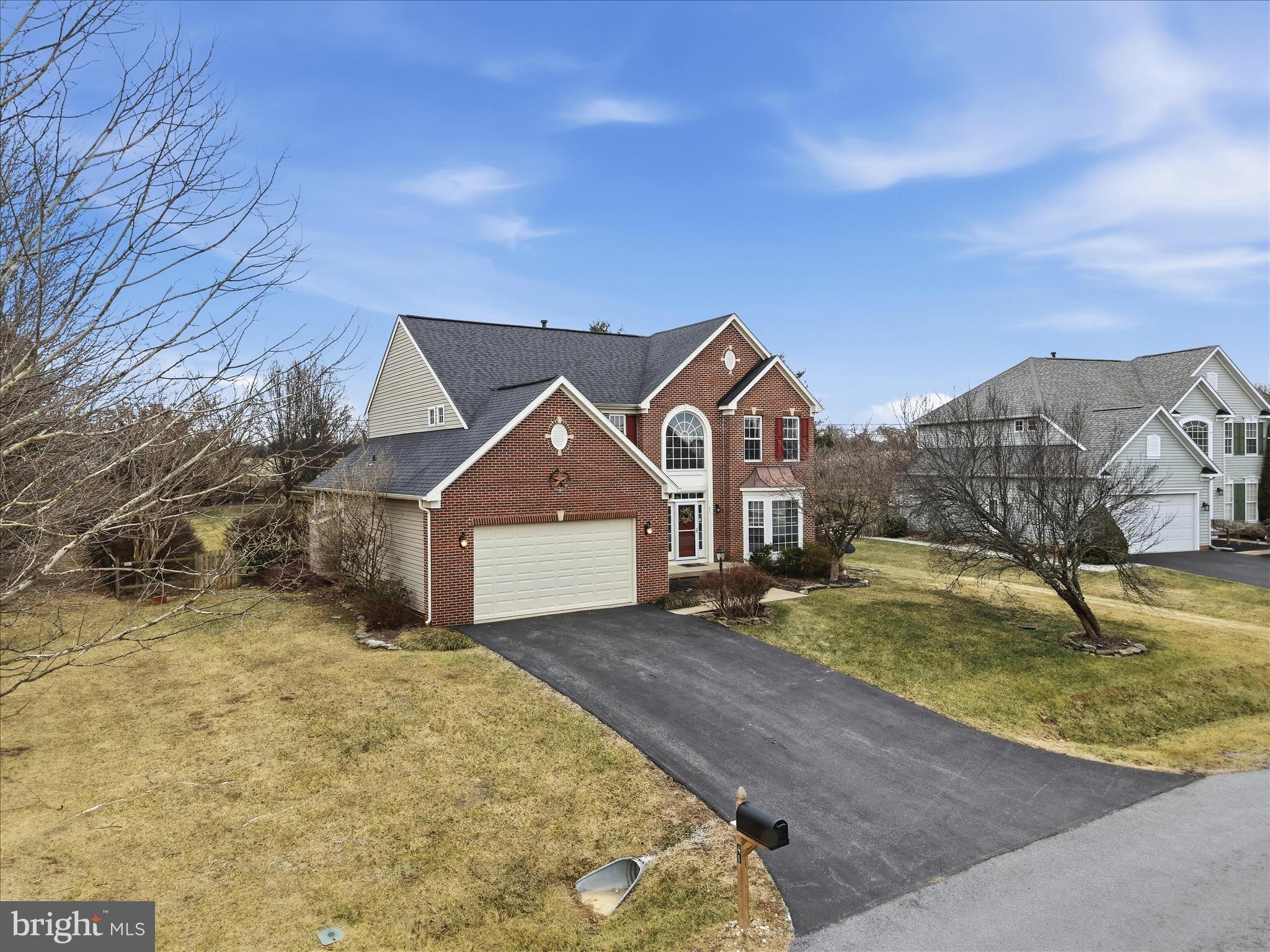 LOCUST HILL - Residential