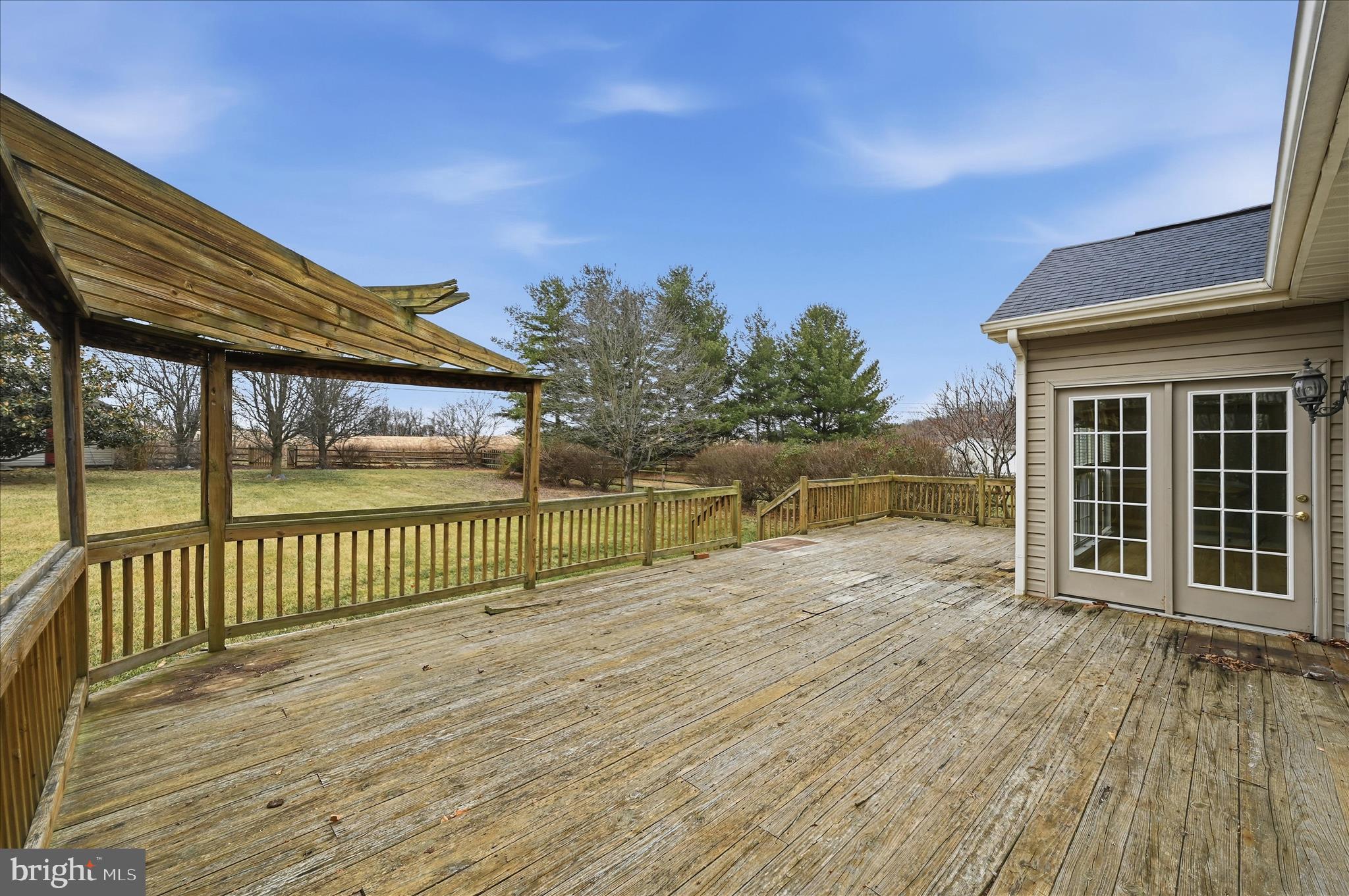 LOCUST HILL - Residential