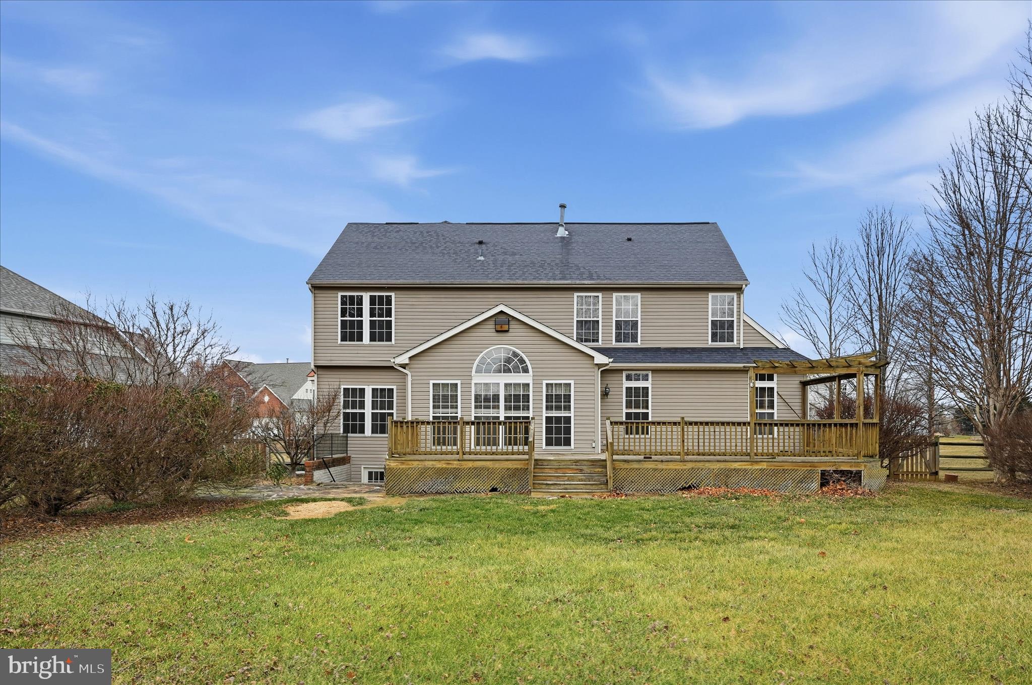 LOCUST HILL - Residential