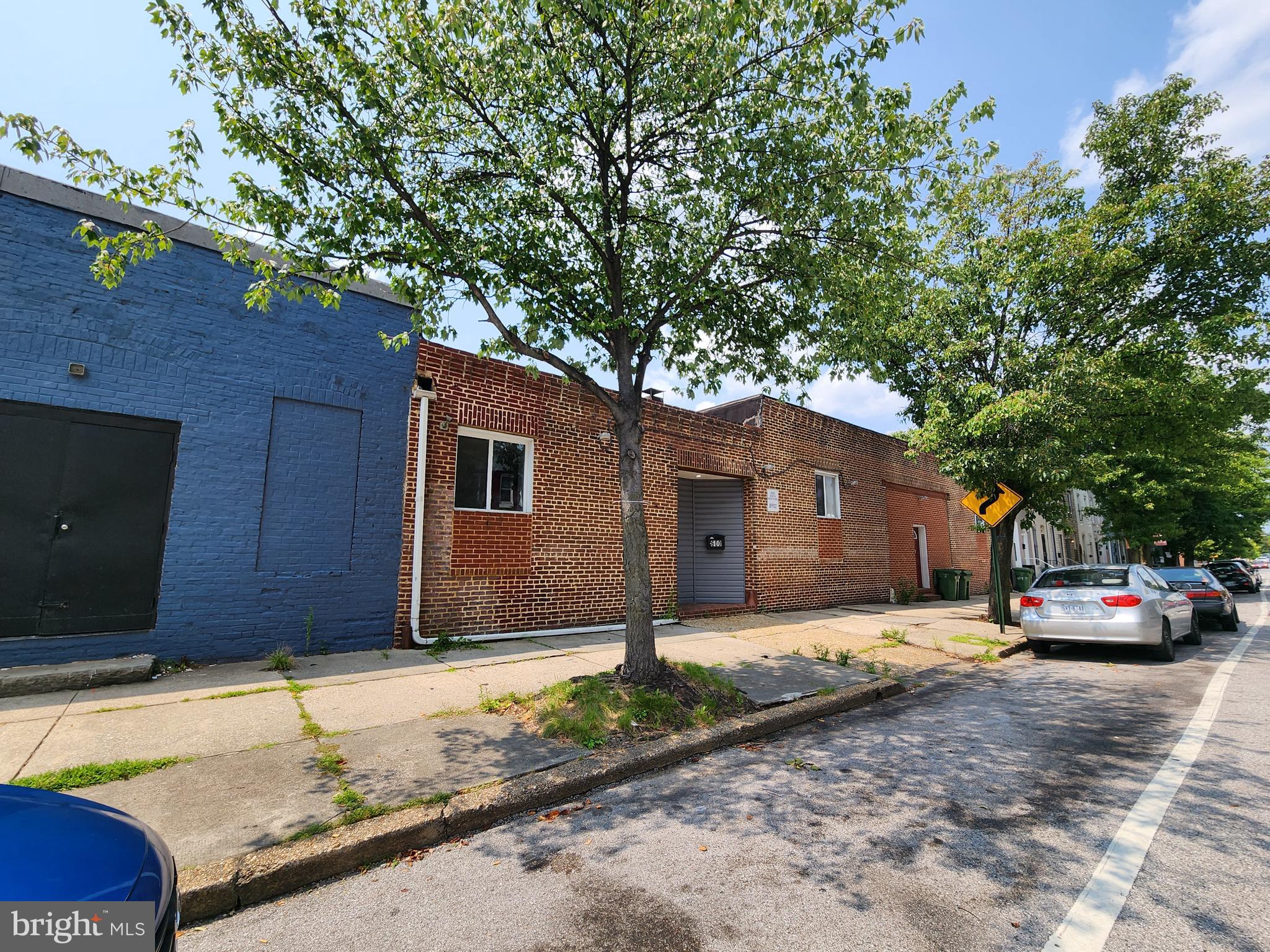 600 N MONTFORD AVENUE