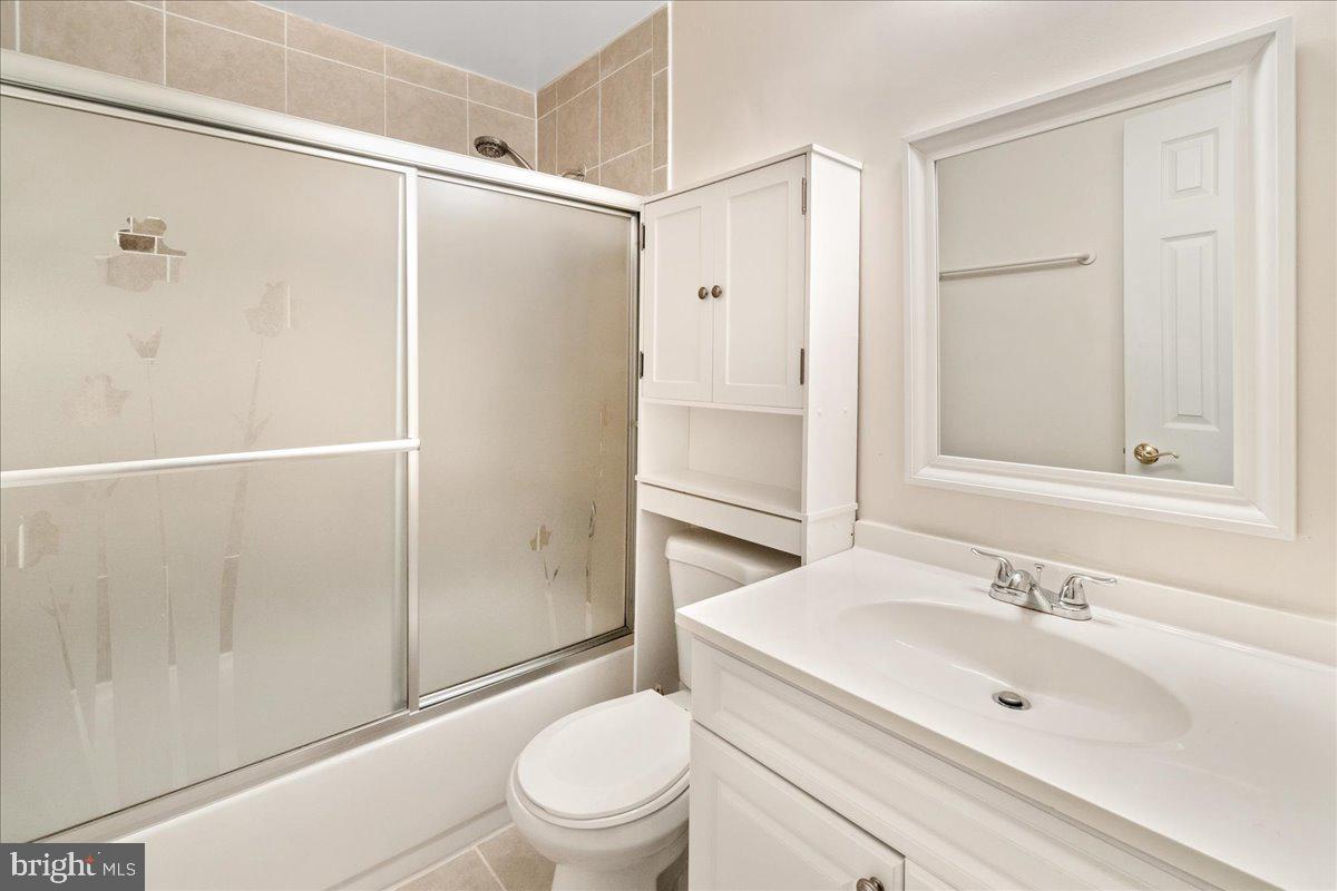 VILLAGE OF OWEN BROWN - Residential