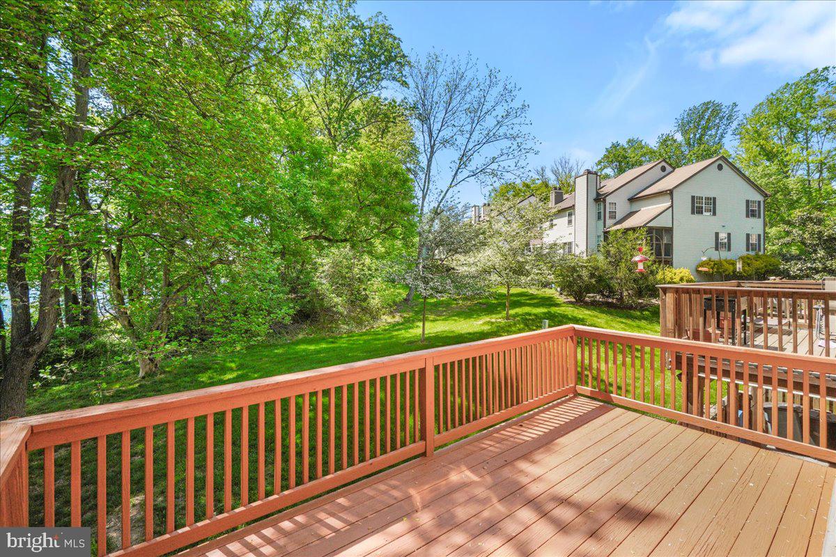 VILLAGE OF OWEN BROWN - Residential