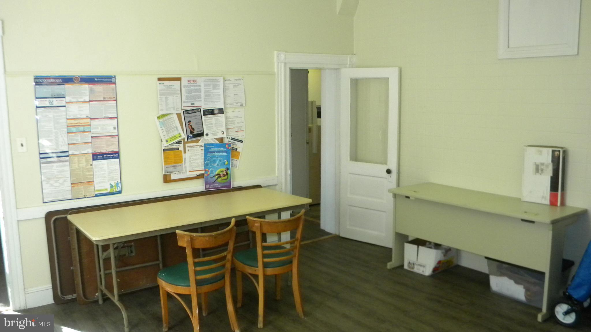 GERMANTOWN (WEST) - Commercial Sale