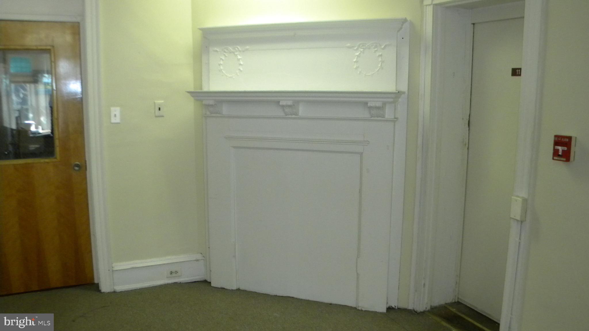 GERMANTOWN (WEST) - Commercial Sale