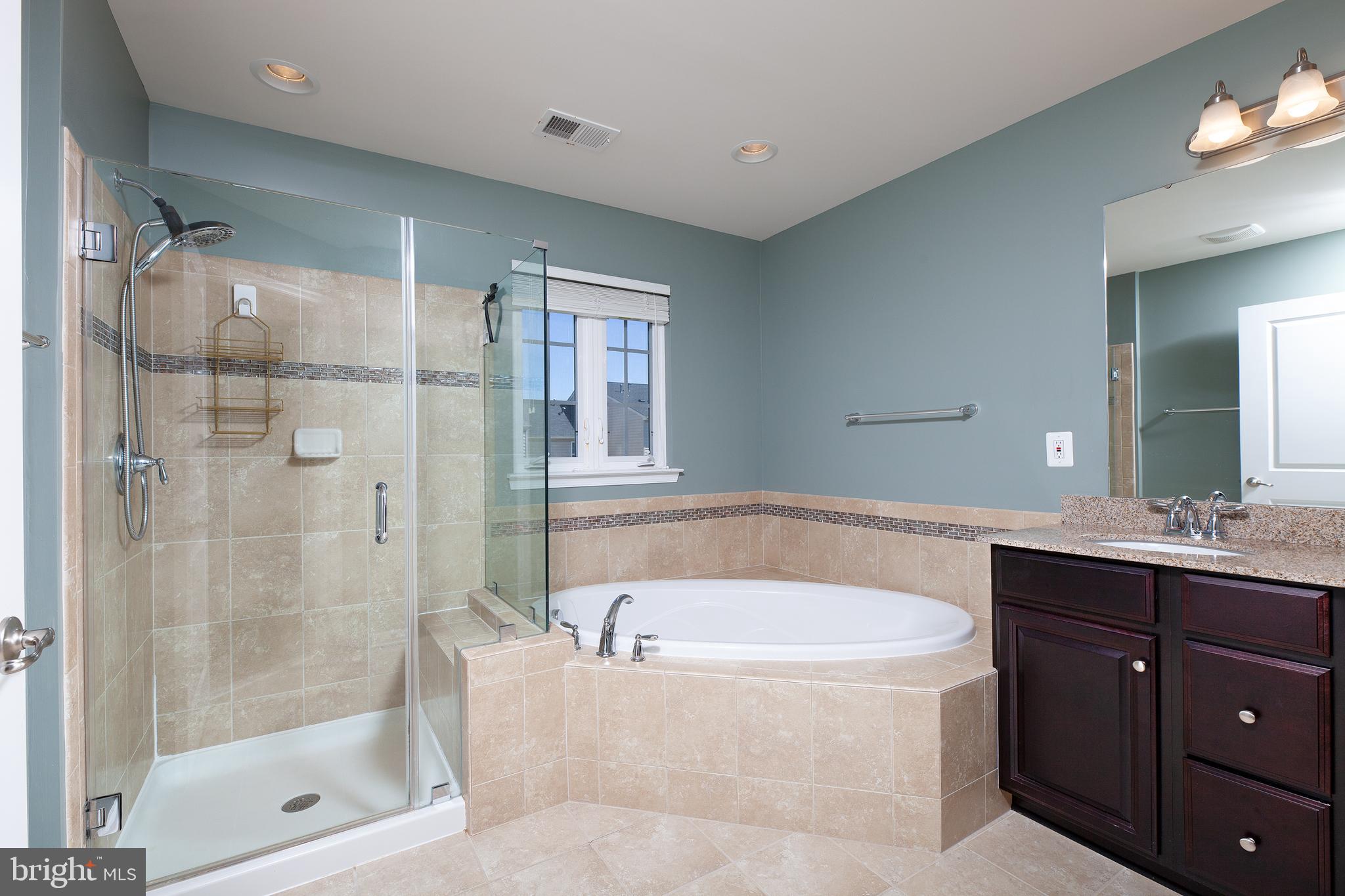 SEVEN HILLS - Residential