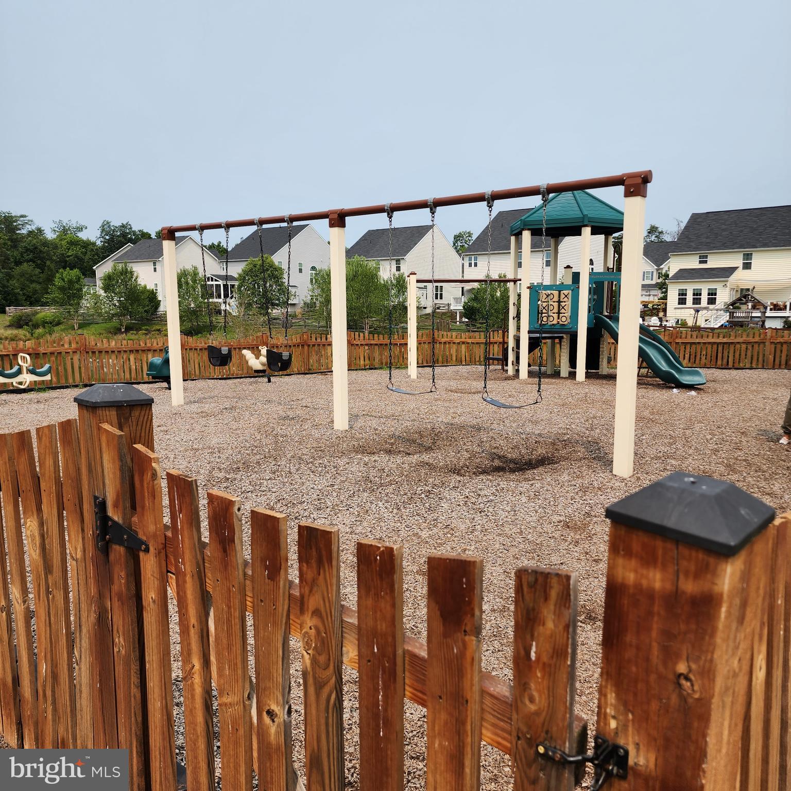 SEVEN HILLS - Residential