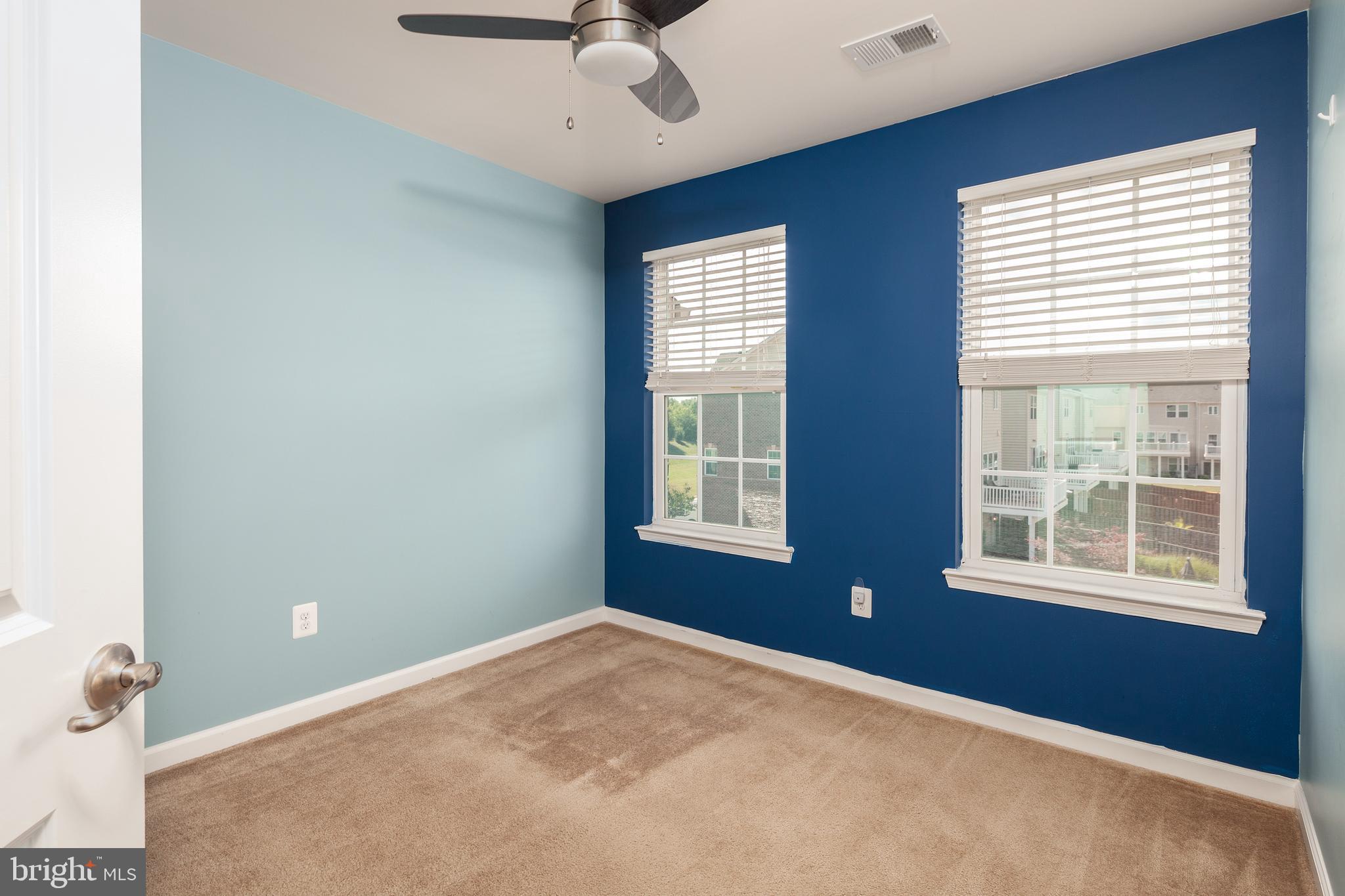 SEVEN HILLS - Residential