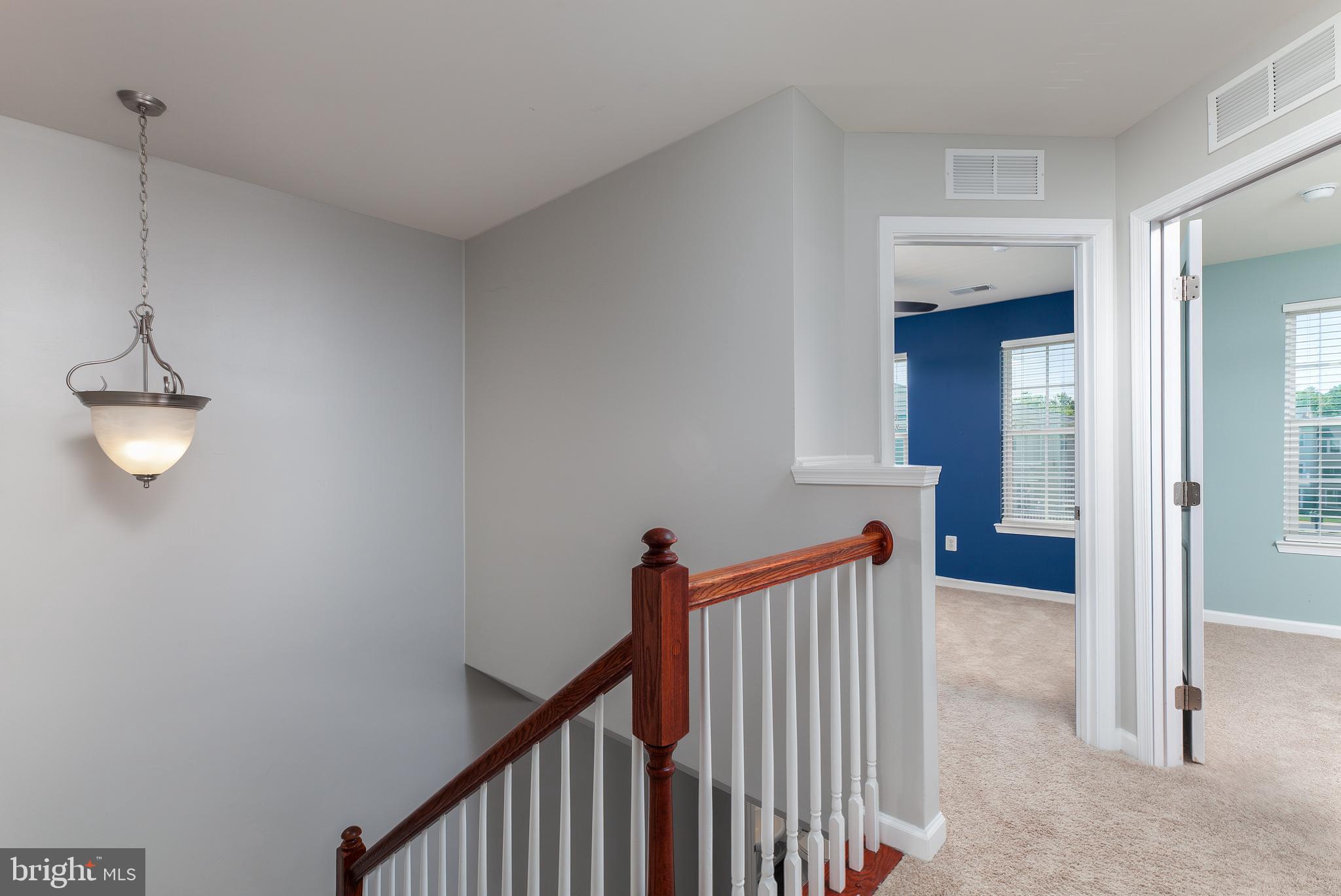 SEVEN HILLS - Residential